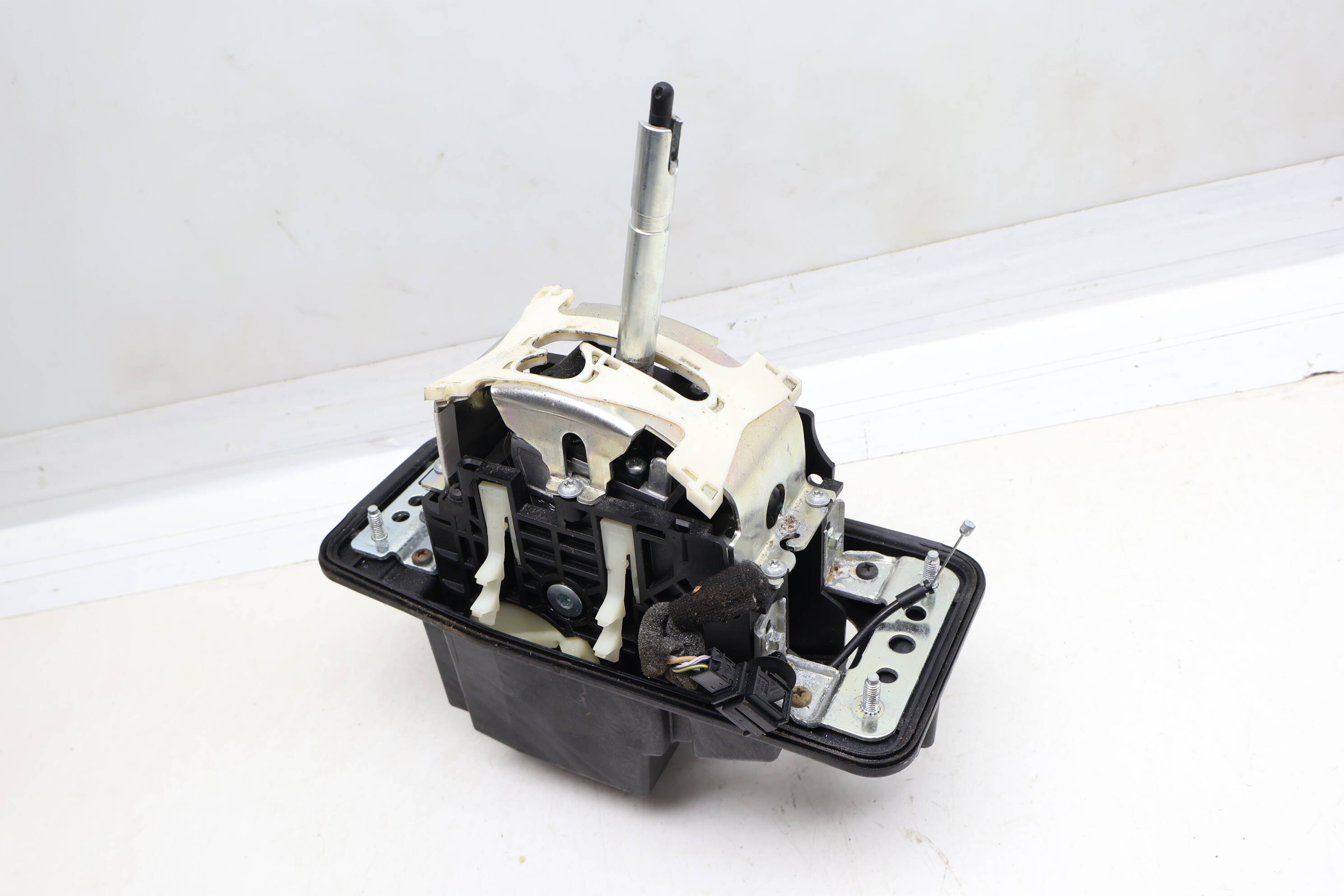 Automatic Shift / Shifter Assembly 4E1713041BK