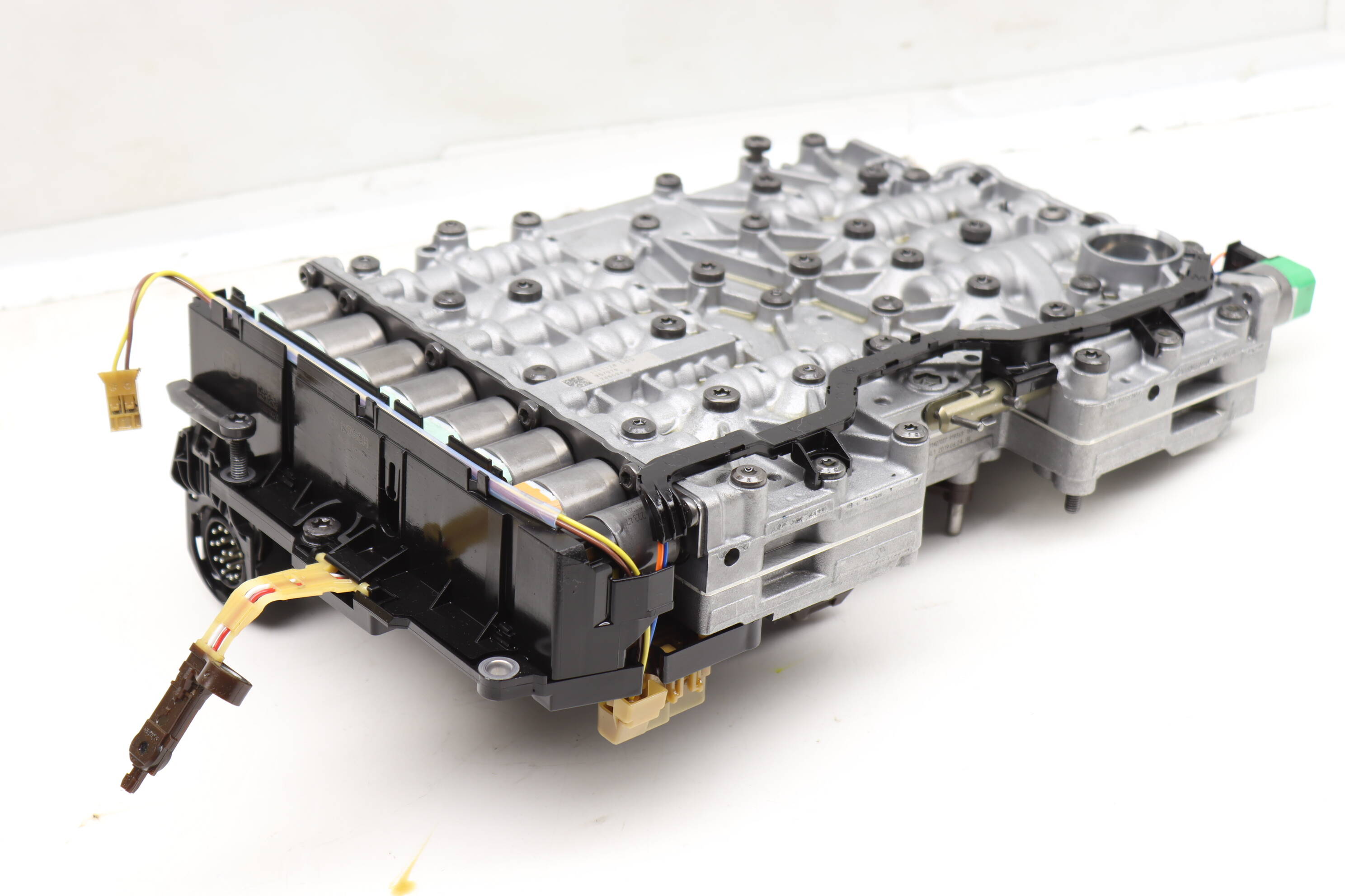 BMW Transmission Valve Body / Mechatronic (Ga8hp51z) 24008743425