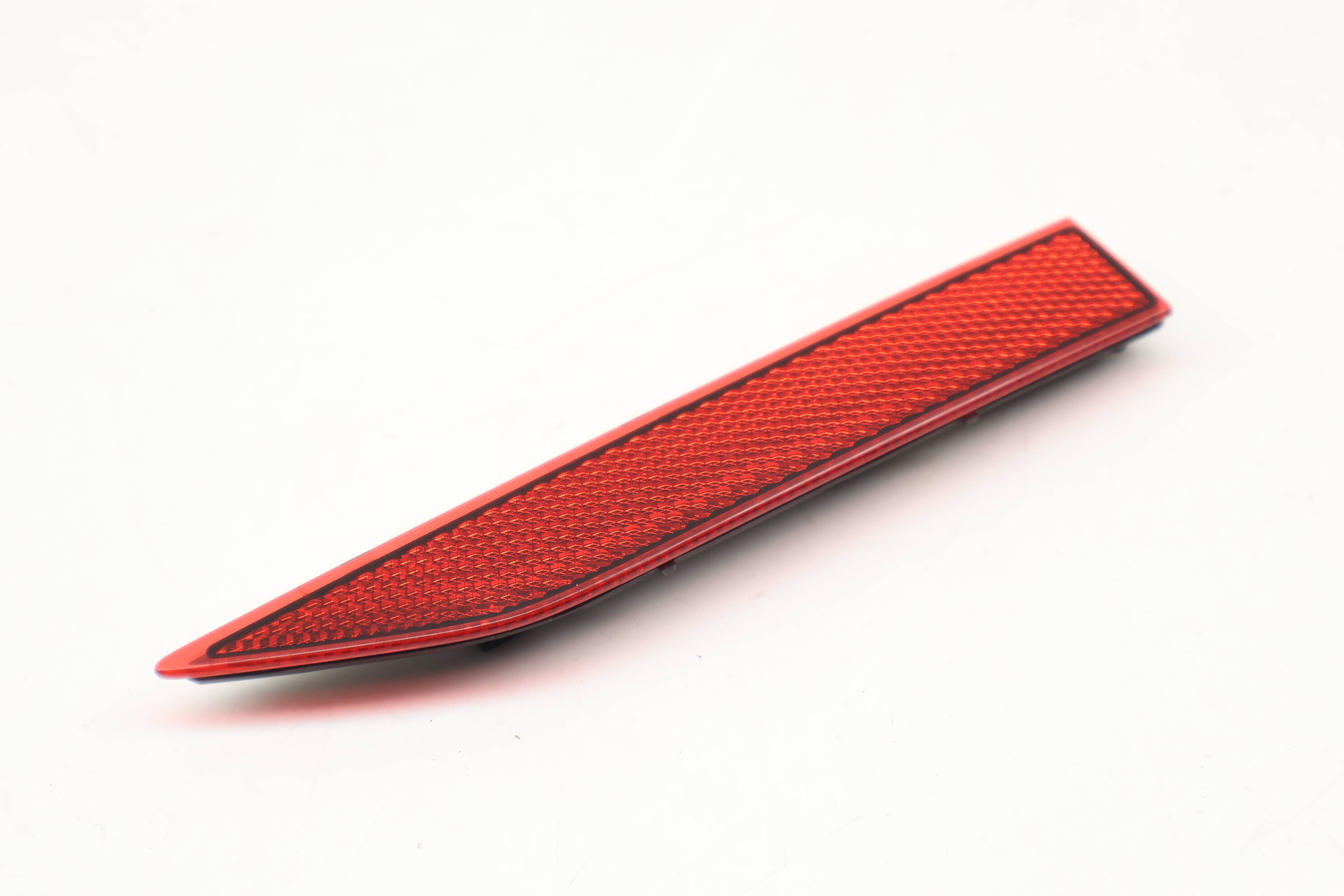 Inner Bumper Reflector 8W0945103A