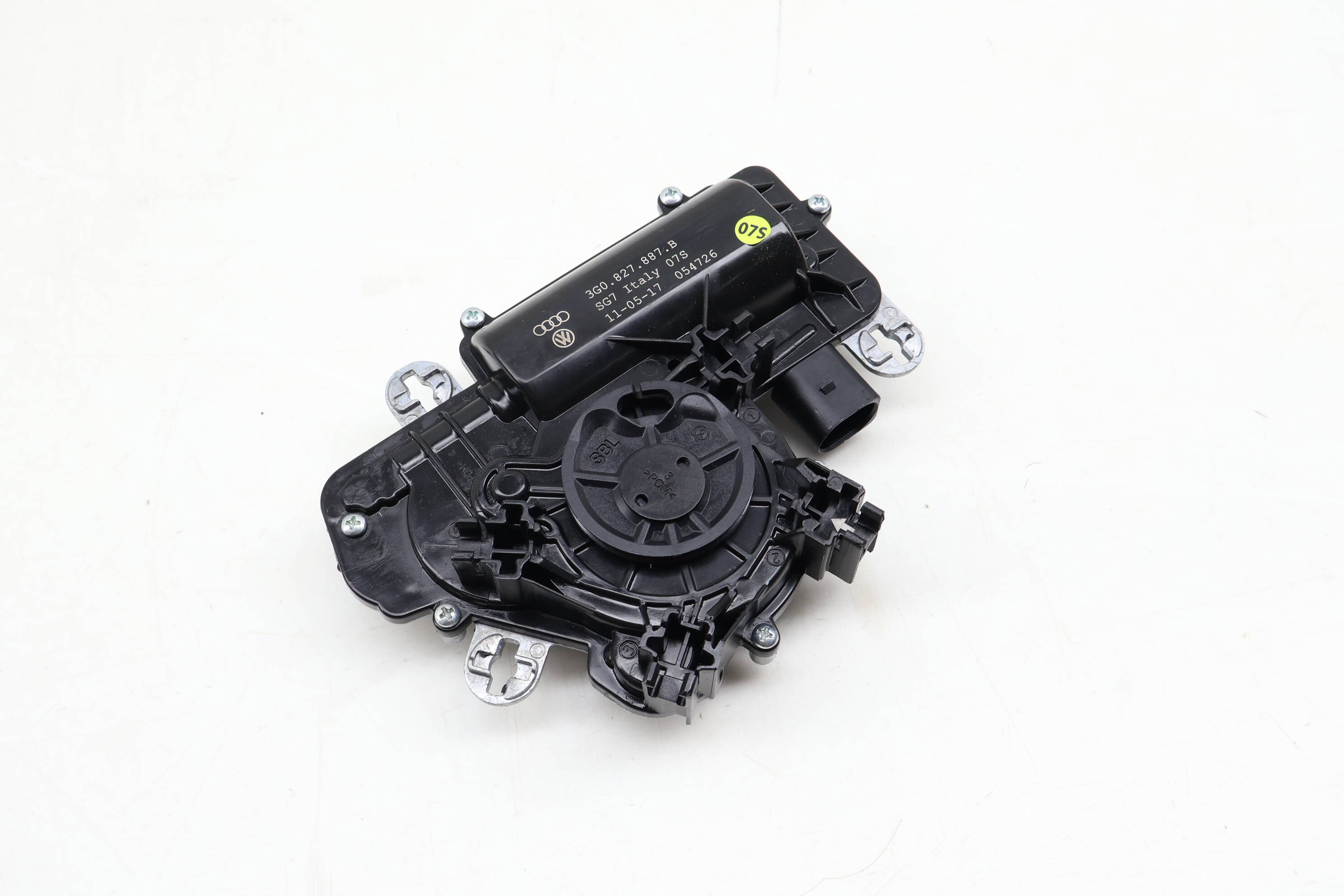Hatch / Trunk Lid Motor 3G0827887B