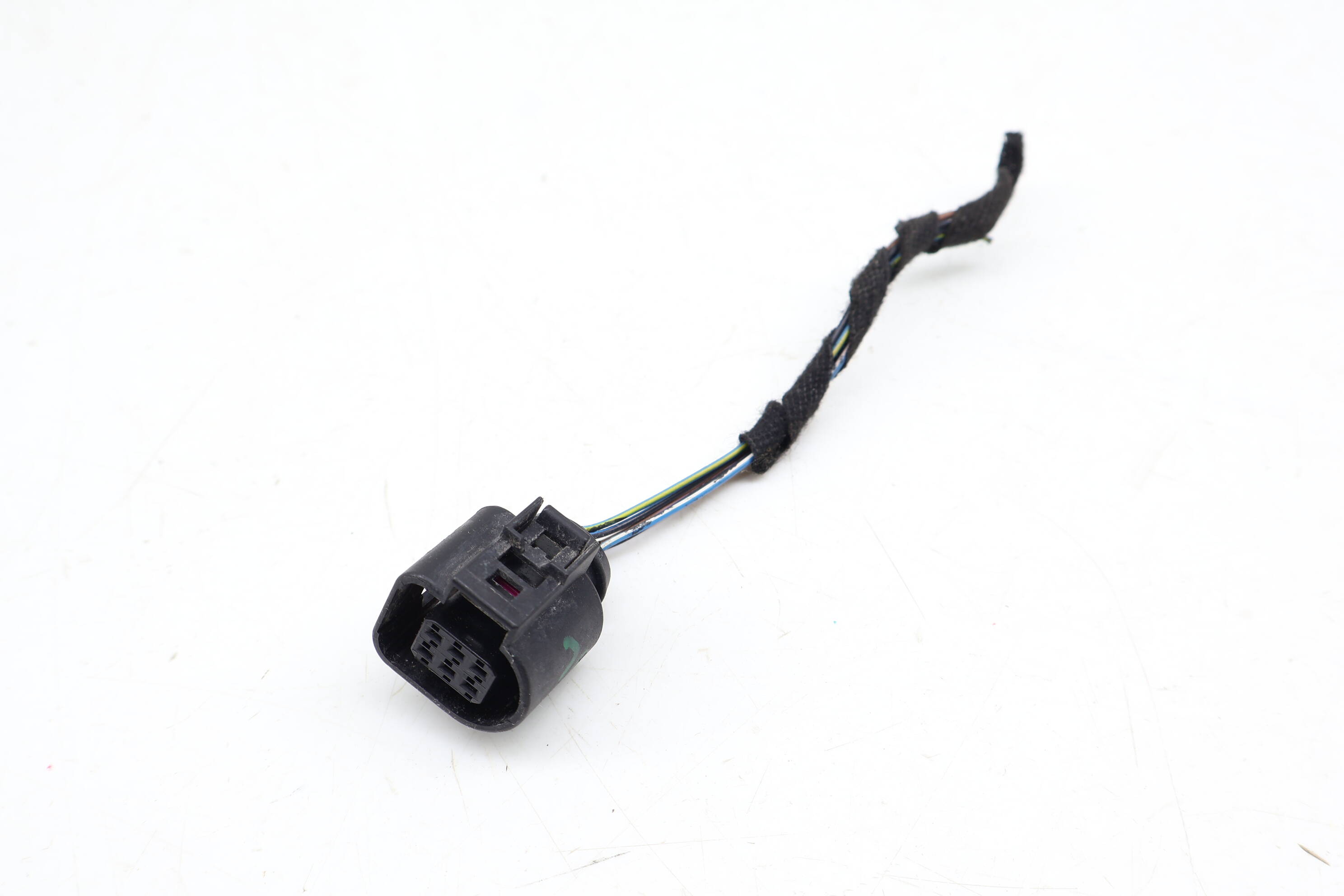 6-Pin Tail Light Wiring Harness Connector / Pigtail 5N1973206