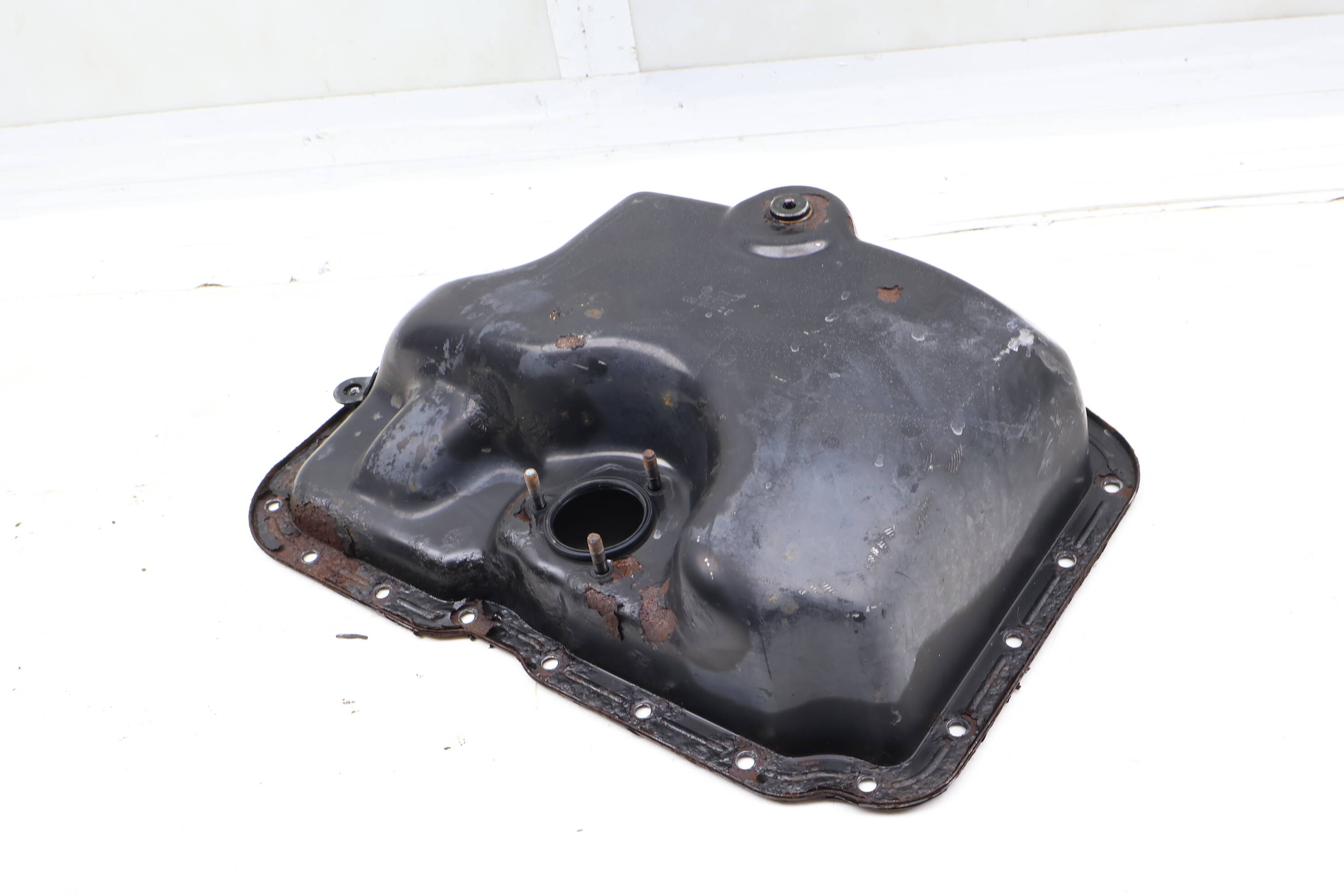 Lower Engine Oil Pan / Sump 059103602F
