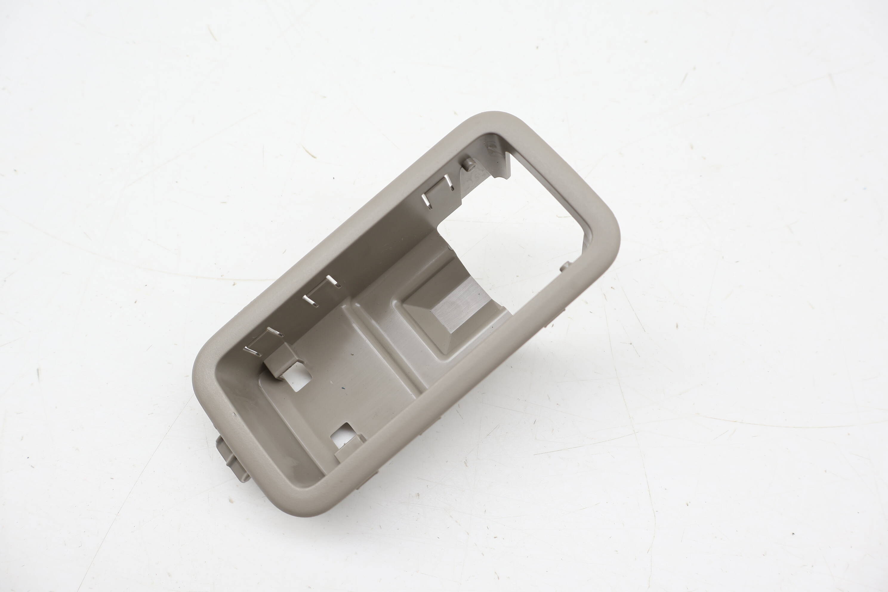 Dome Reading Light Housing 3CN861303