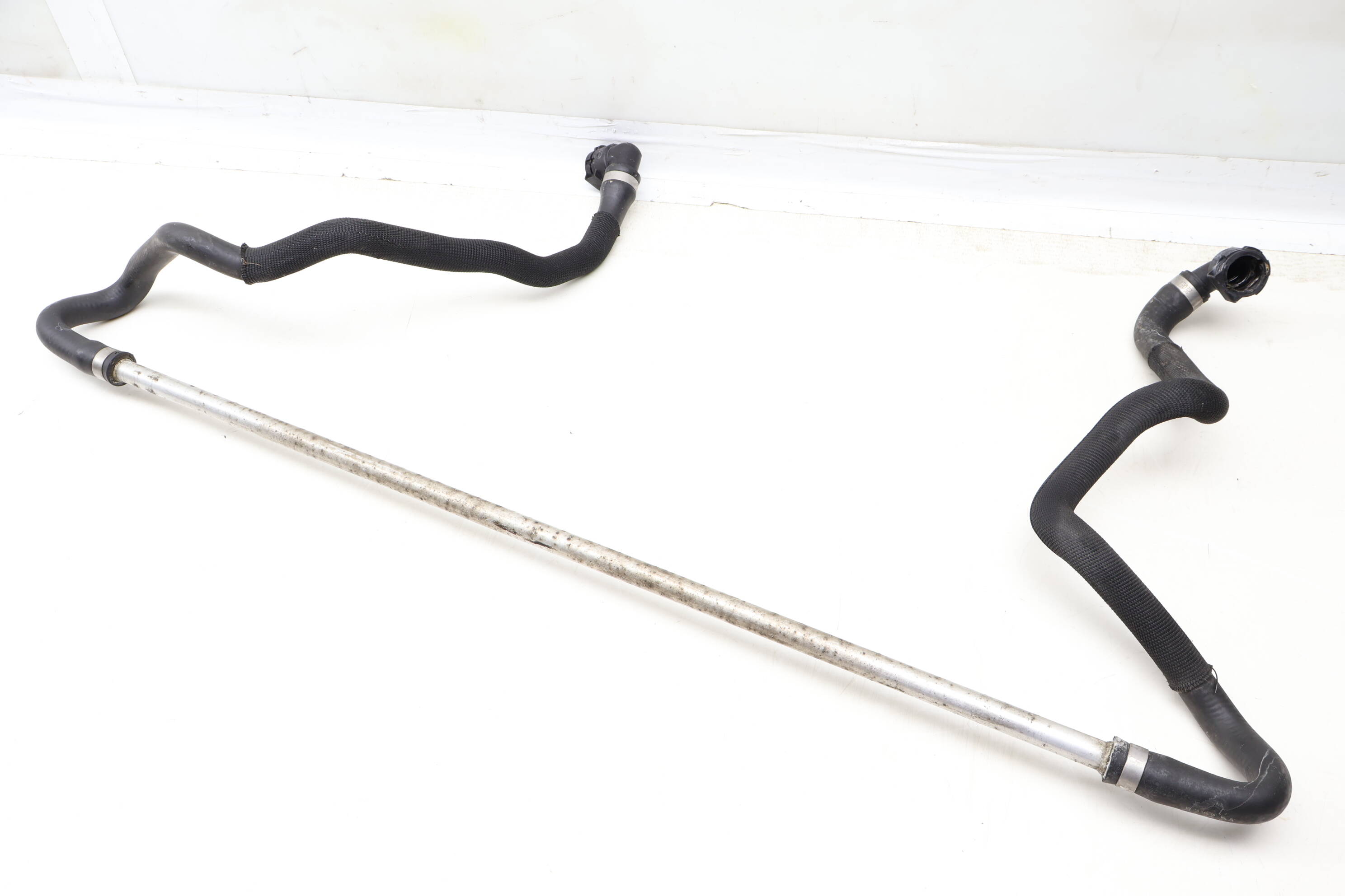 Coolant Hose / Line / Pipe 17127598250