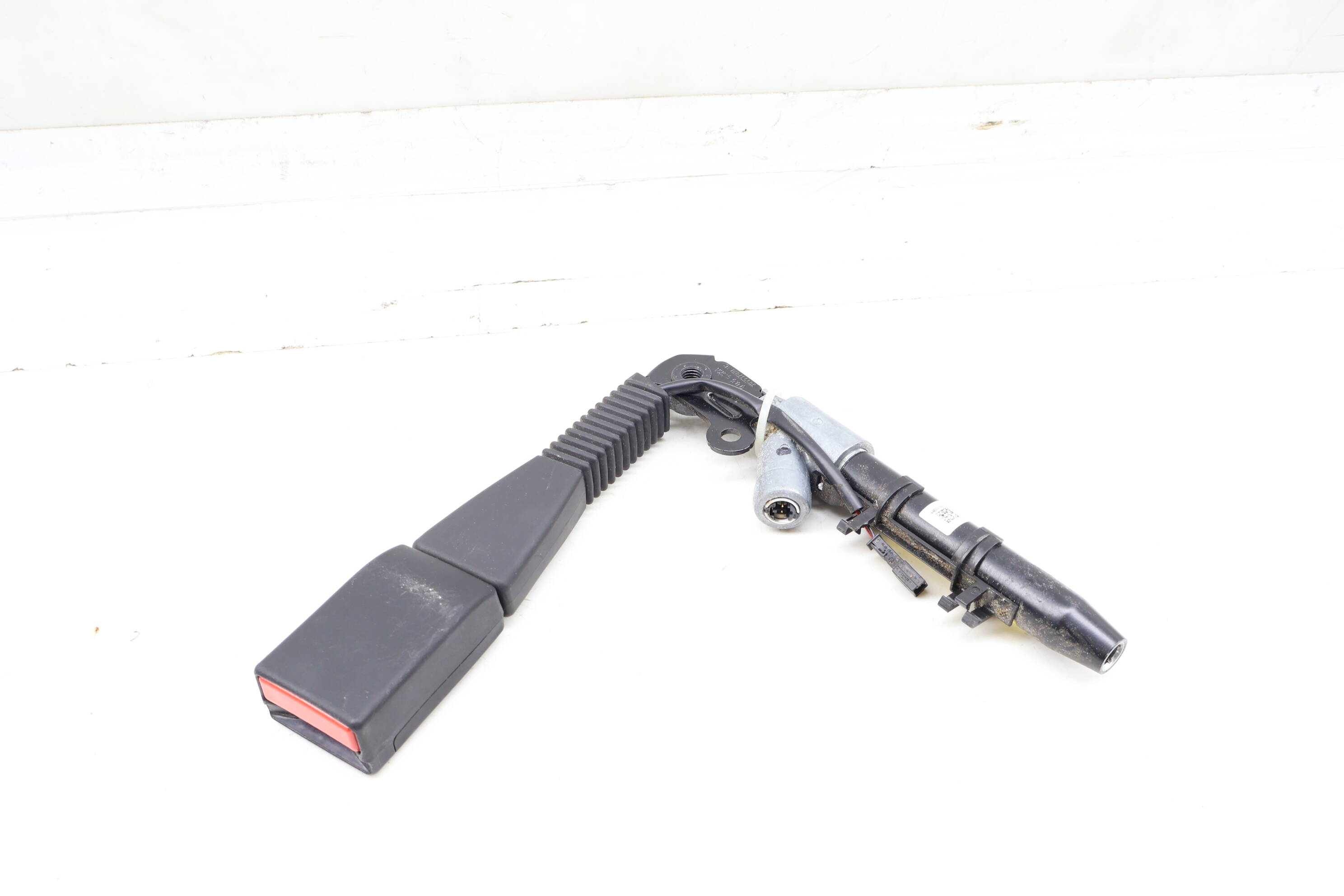 Seat Belt Buckle / Receiver 72117295964