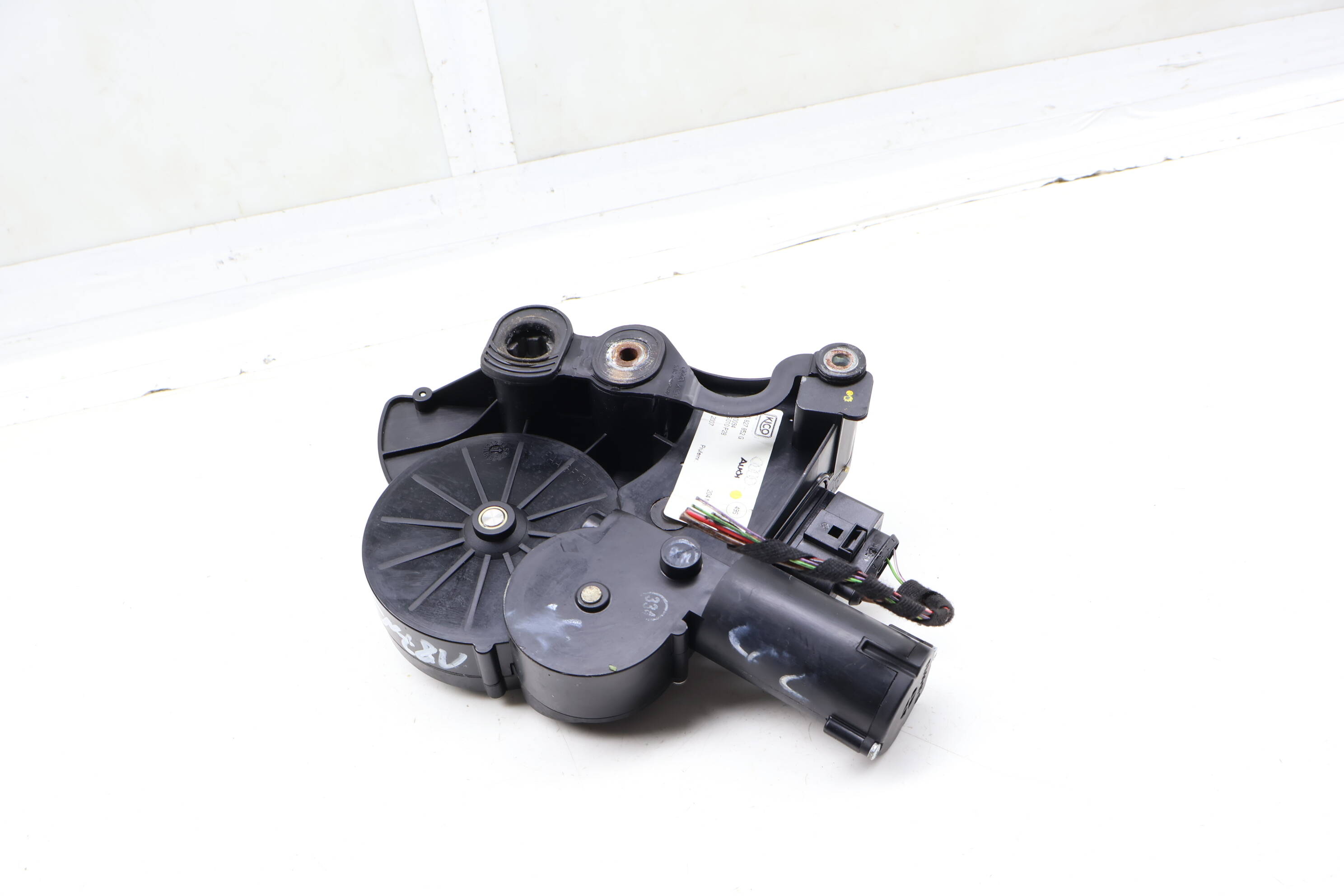 Trunk Power Lift / Close Motor 4E0827852G