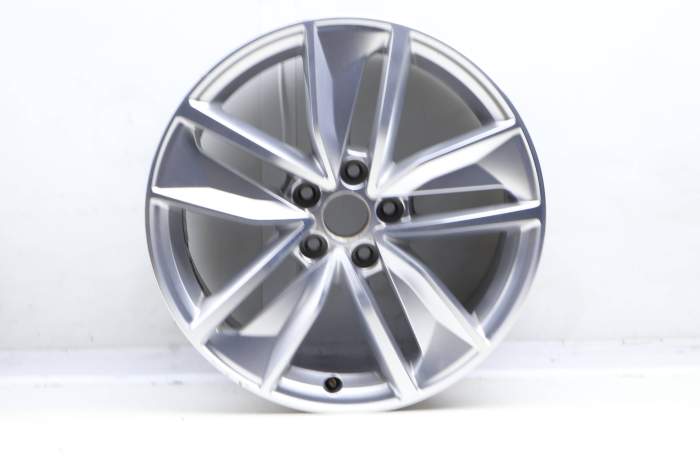 18" Inch Alloy Rim / Wheel 8U0601025AN main product photo