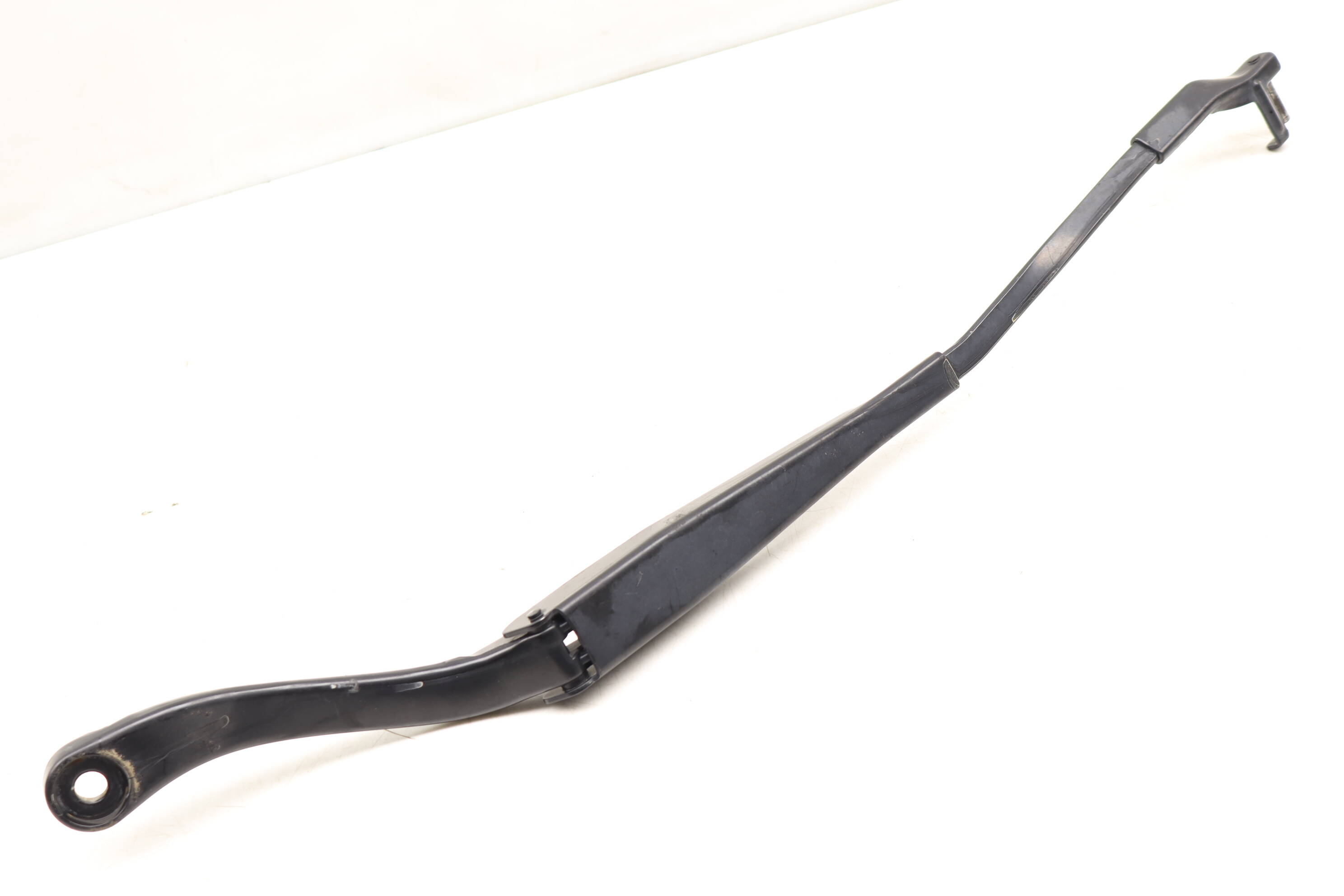 Windshield Wiper Arm 2048200044