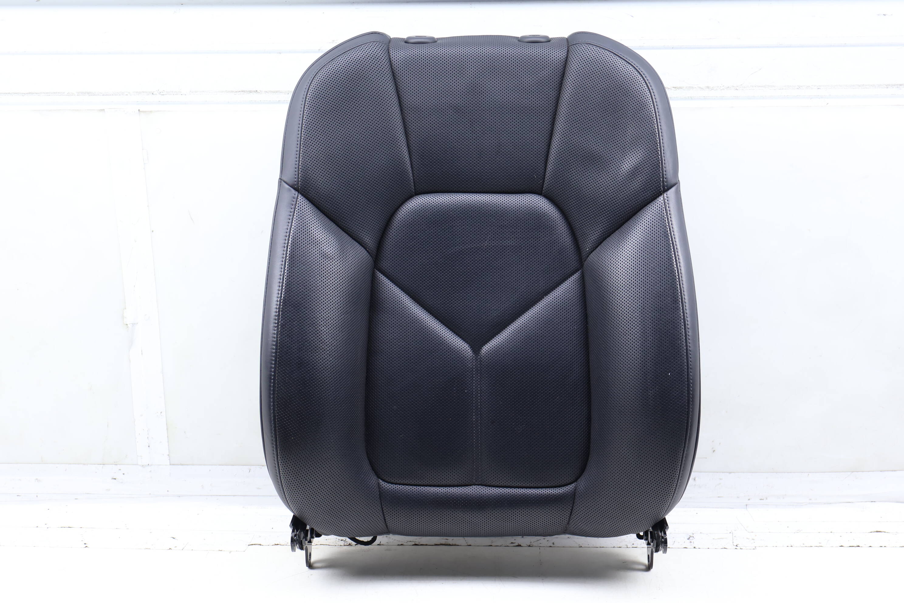 Upper Seat Backrest Cushion Assembly 7P5881806BP 95852186801