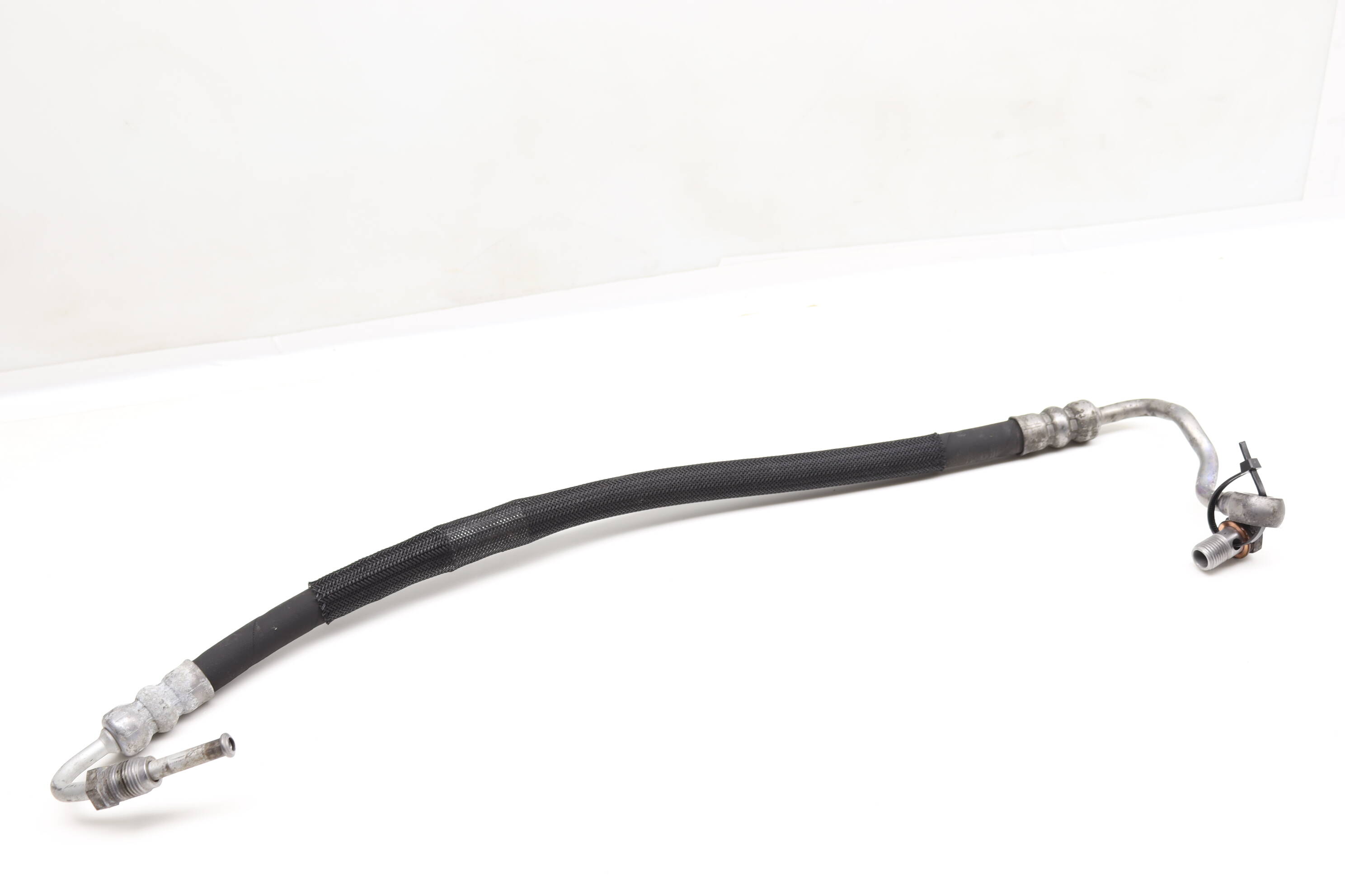 Power Steering Hose / Line / Pipe 32416762627