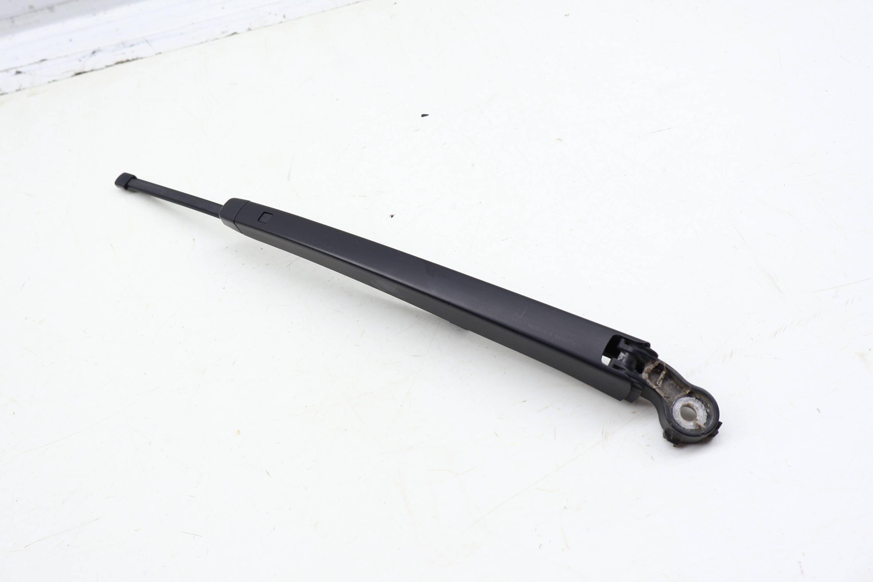 Hatch Window Wiper Arm 3CN955427