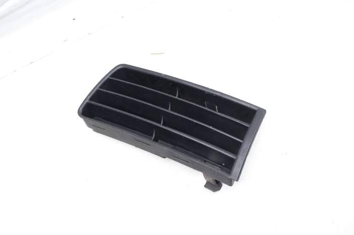 Lower Bumper Grille 8D0807345N main product photo