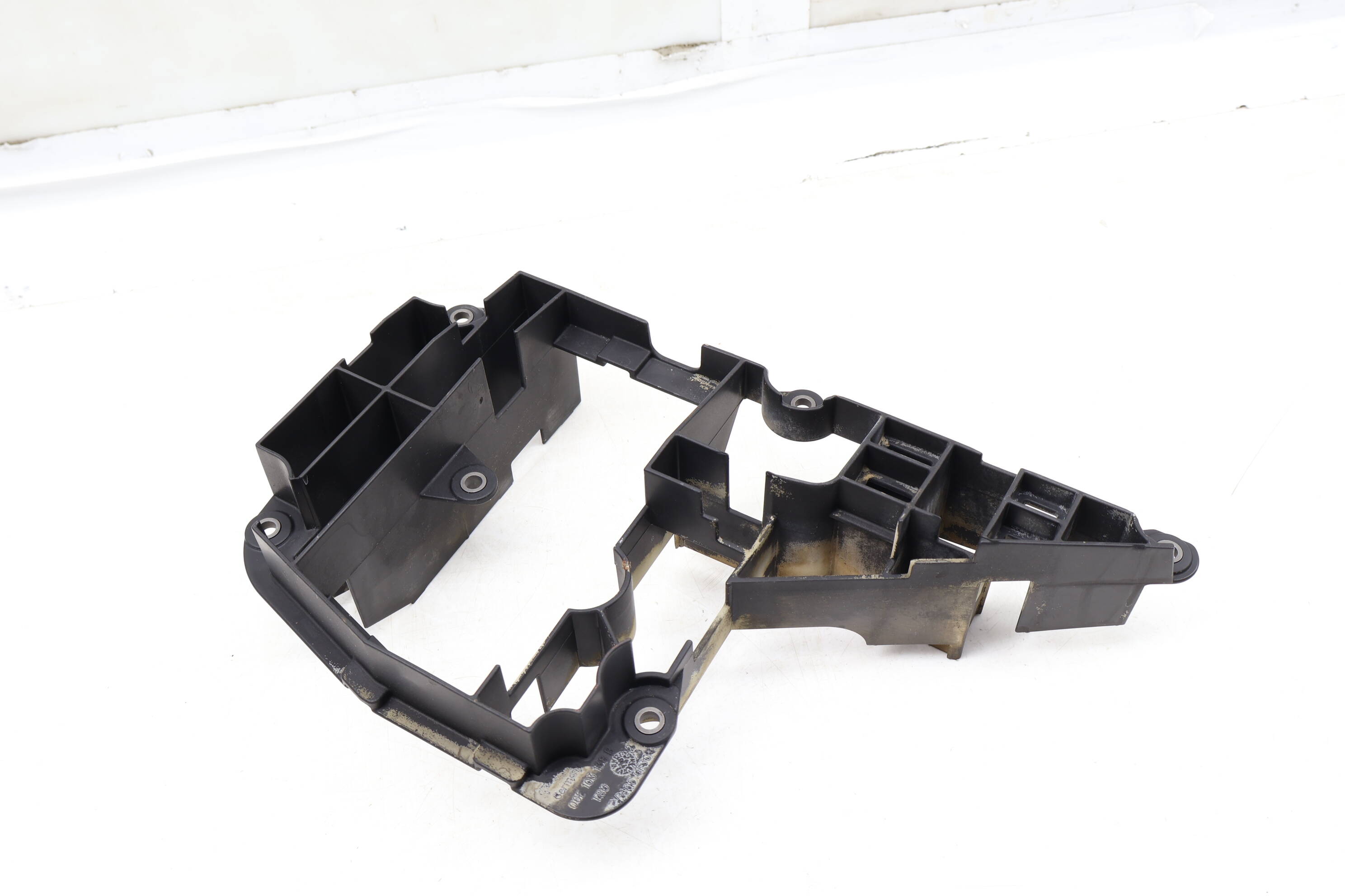 Engine Oil Windage Tray / Baffle 06E103138B