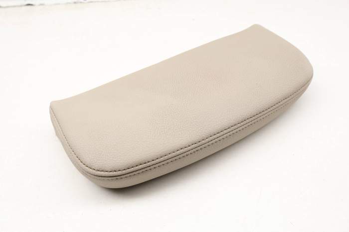 Seat Leg / Thigh Support Cushion 52107496019 main product photo