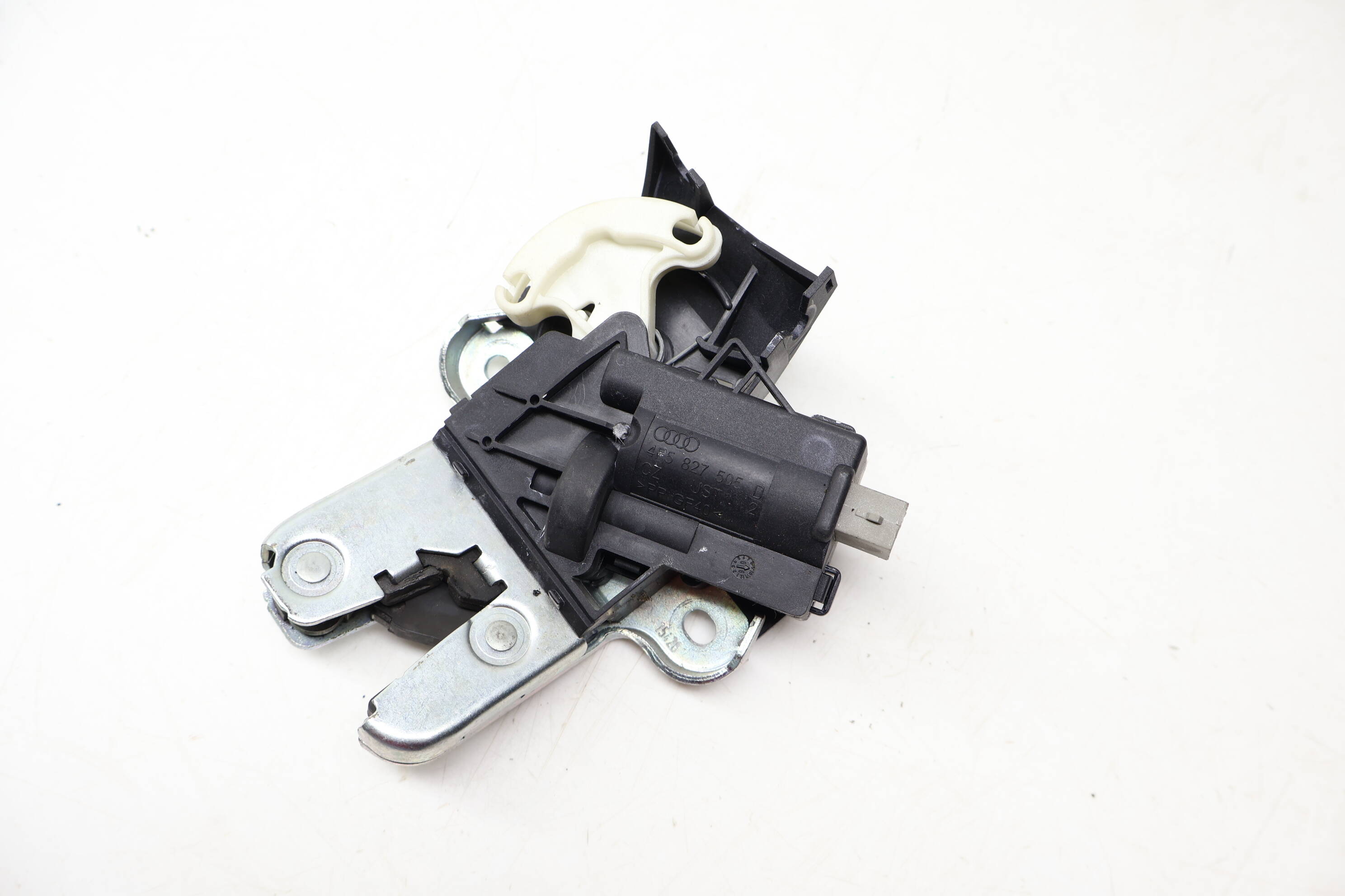 Trunk Latch / Lock 4F5827505D