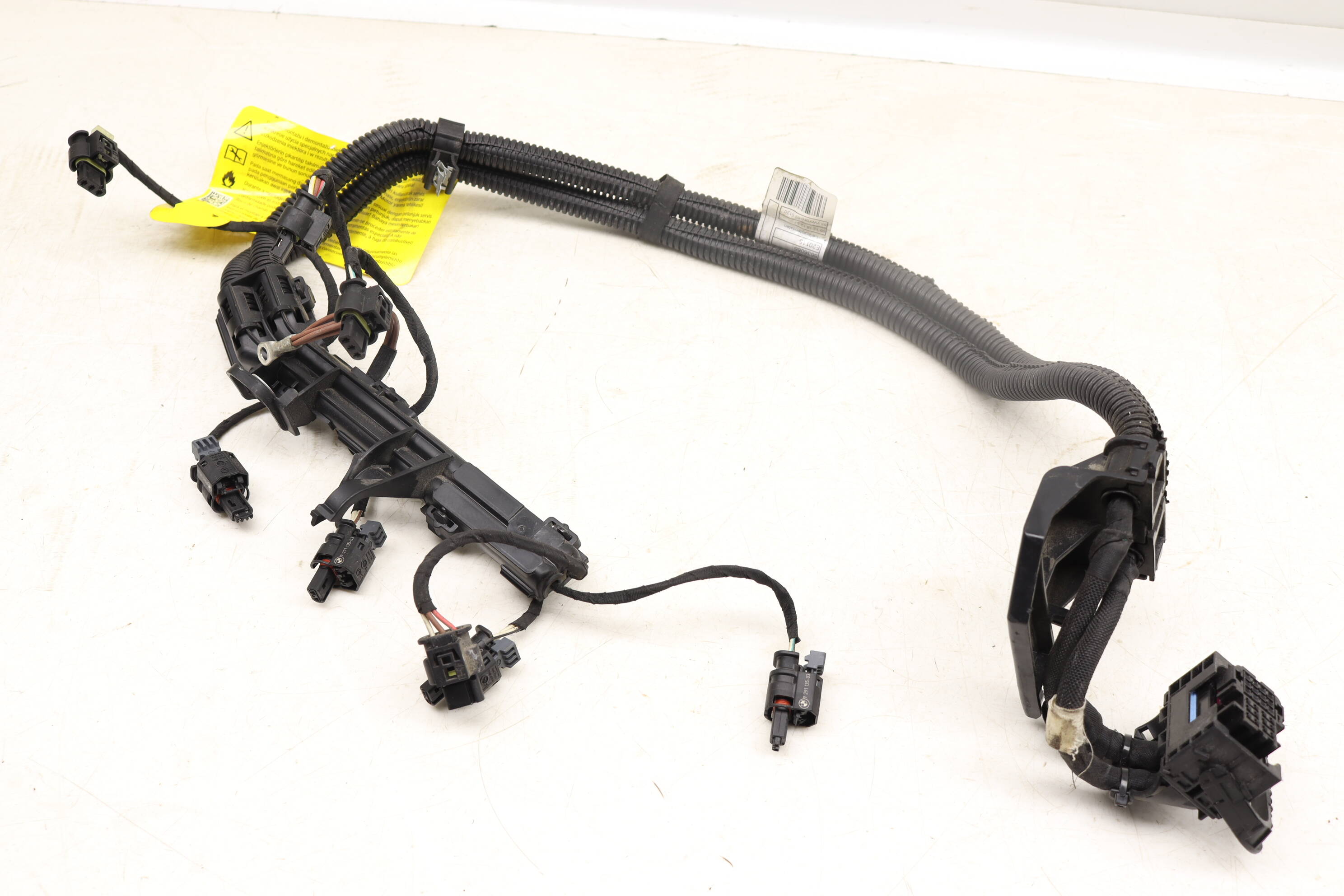 【在庫限り】 BMW Engine / Fuel Injector Wiring Harness 12518636064 レンズ(単焦点)