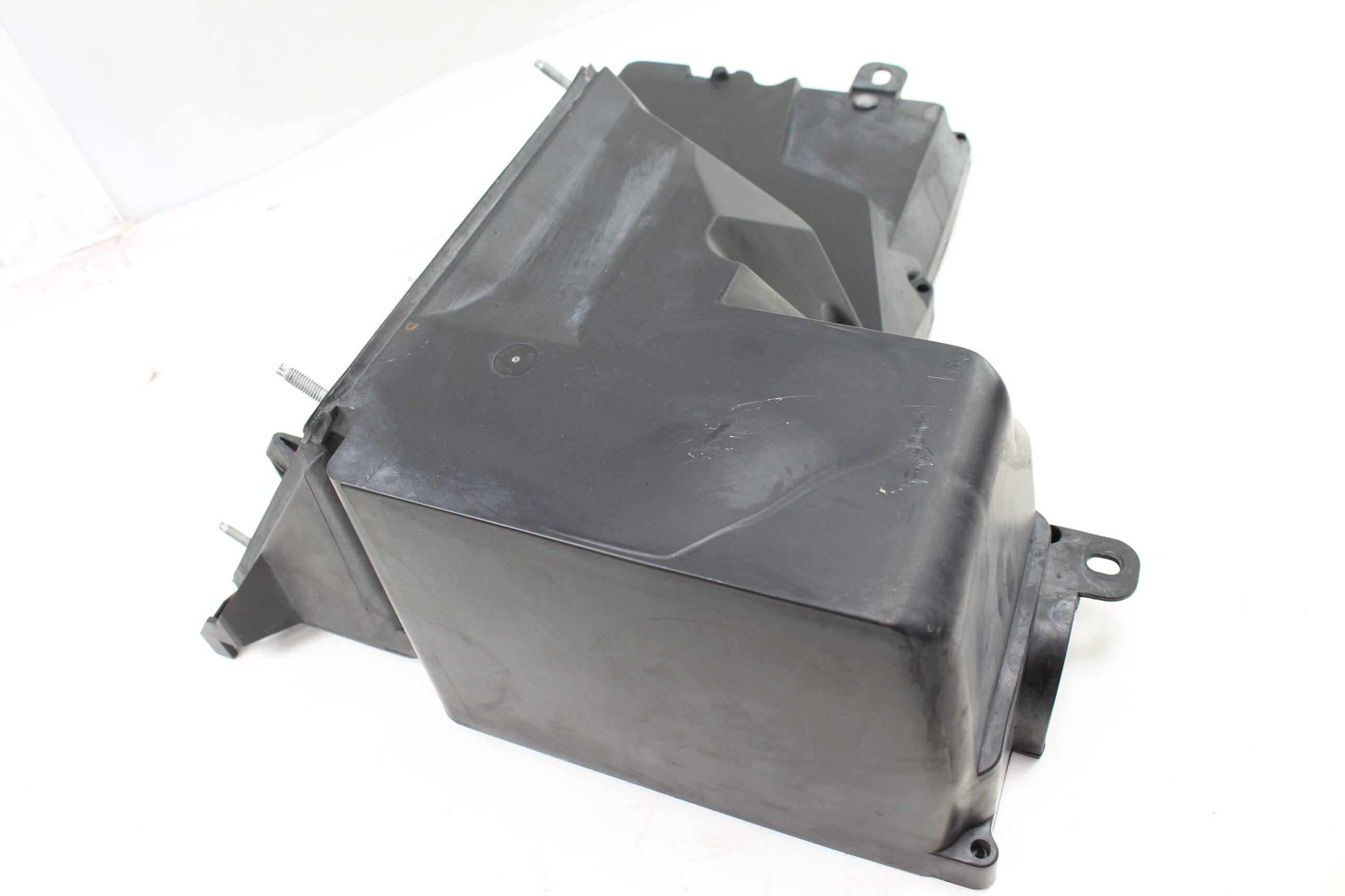 Lower Ecu / Engine Module Housing 4D1937118A