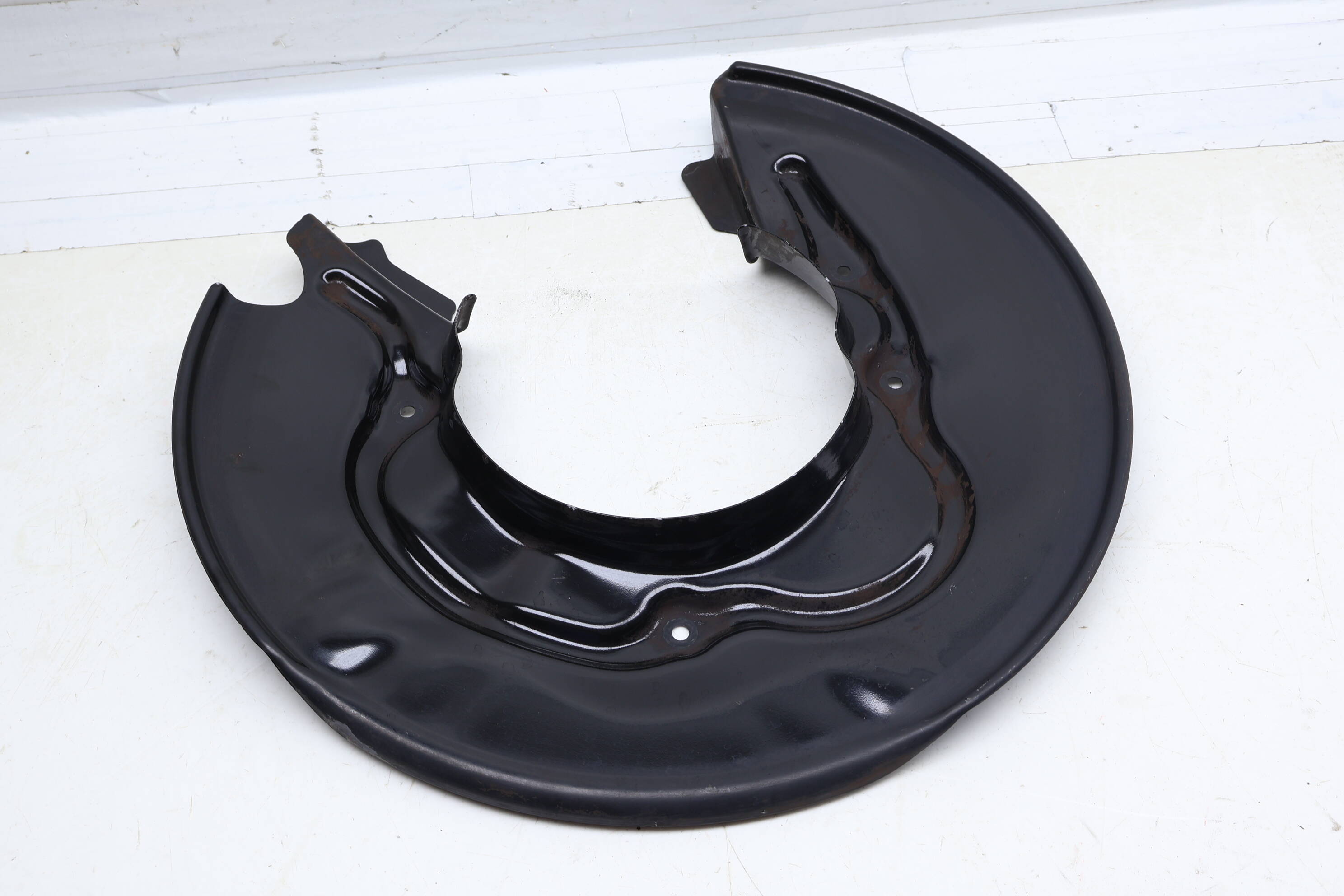 Brake Dust / Splash Shield 95B615611