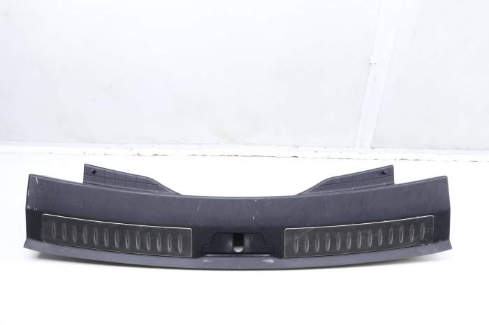 Trunk Trim Panel / Sill Cover LR106602 main product photo