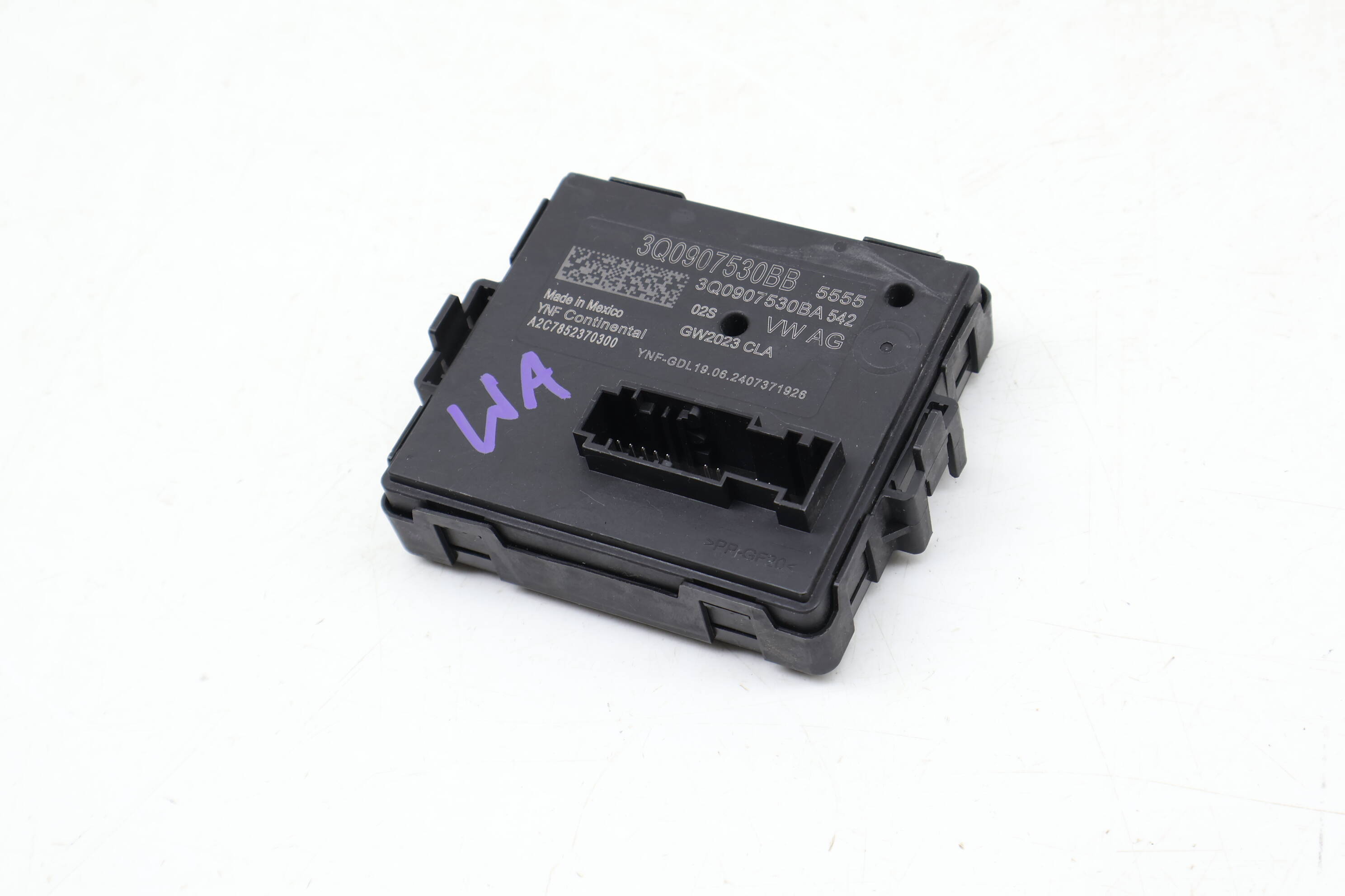Gateway&#x20;&#x2F;&#x20;Can-Bus&#x20;Control&#x20;Module&#x20;3Q0907530BB