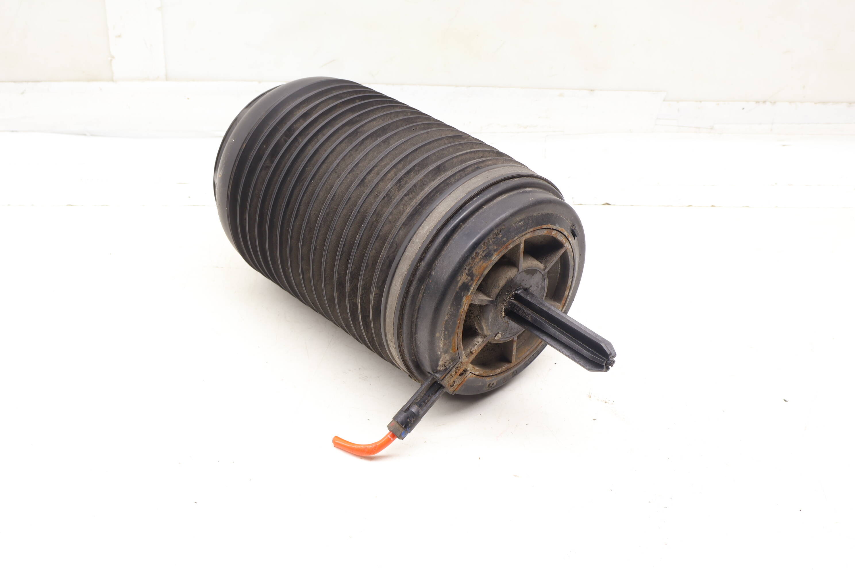 Air Ride / Suspension Spring 95B616001B