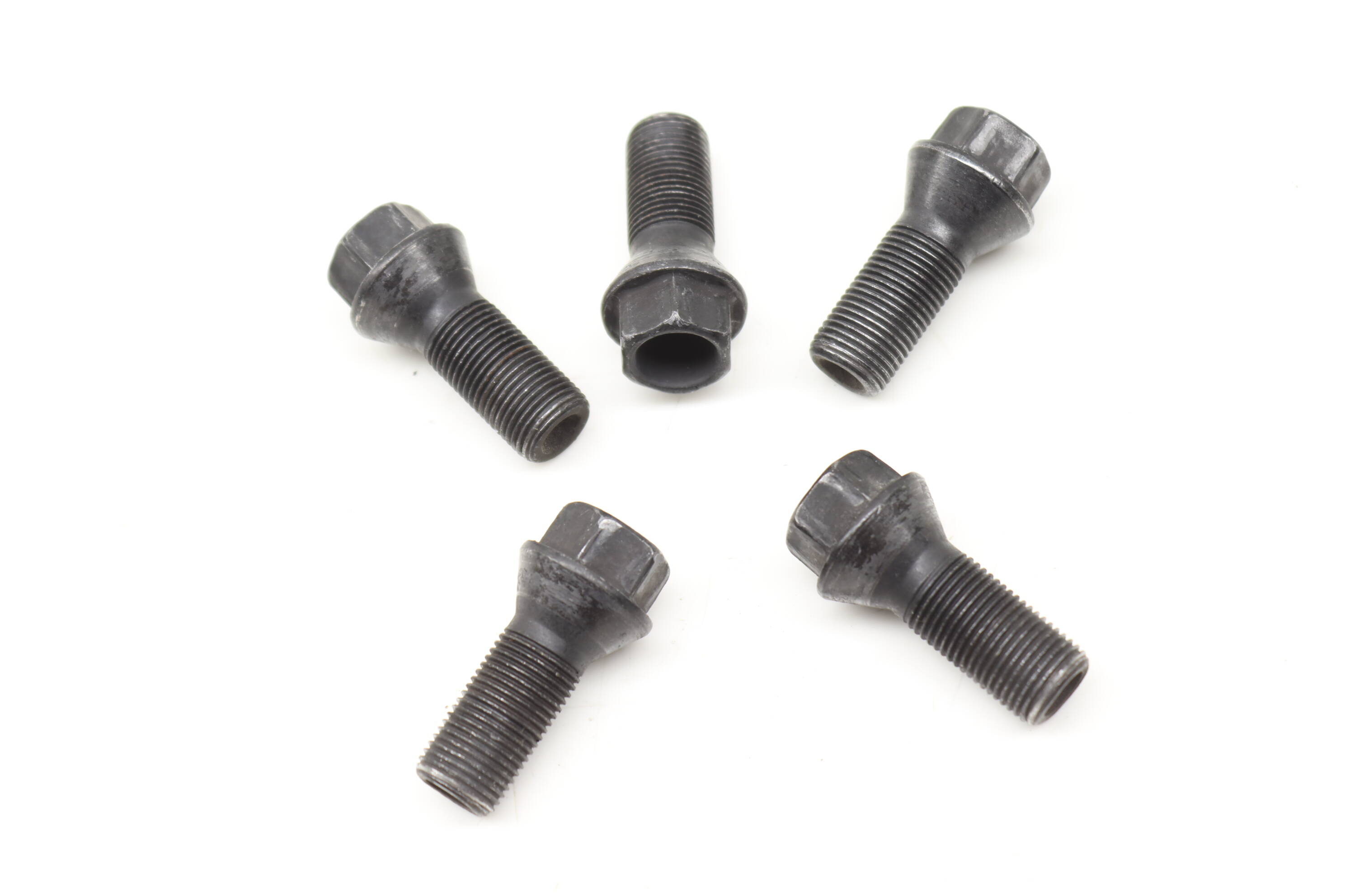 Wheel&#x20;Bolt&#x20;&#x2F;&#x20;Lug&#x20;Nut&#x20;Set&#x20;&#x28;5&#x29;&#x20;36136890324