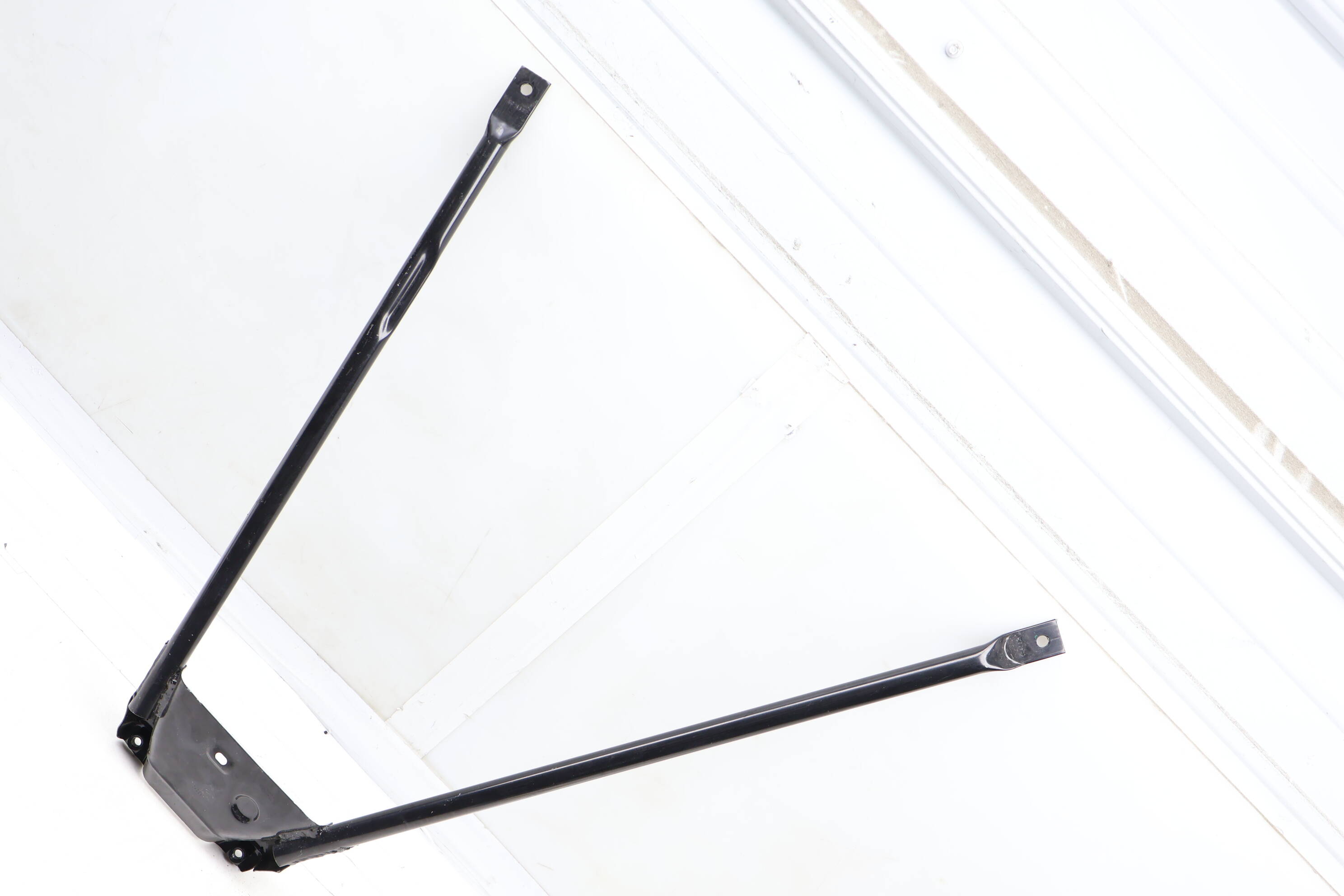 Radiator Support Bracket 11K805303