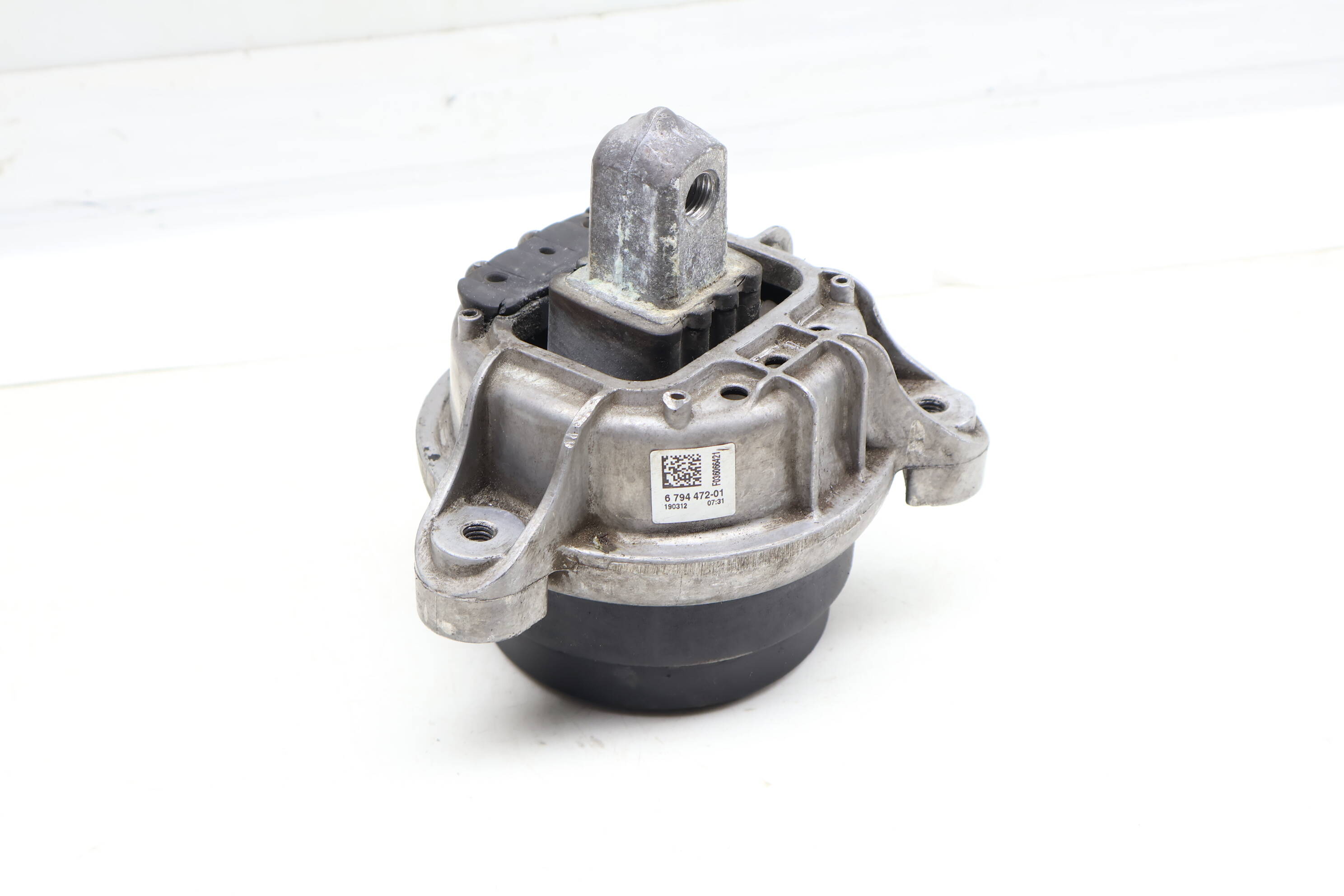 Engine / Motor Mount 22116794472