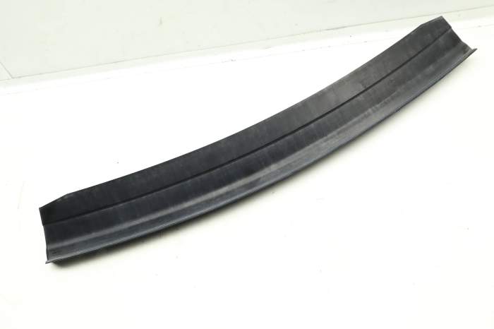 Trunk / Hatch Spoiler Mount / Bracket 98650461301 main product photo