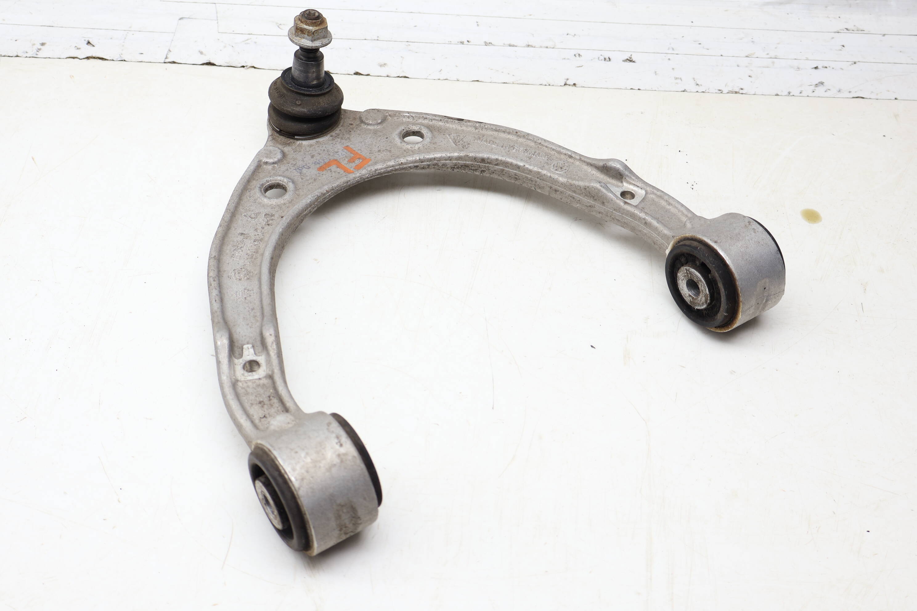Upper Control Arm 7P0407021 95834105100