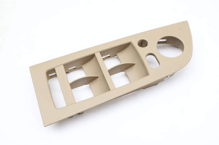 Master Window Switch Trim / Bezel 61319217334 main product photo