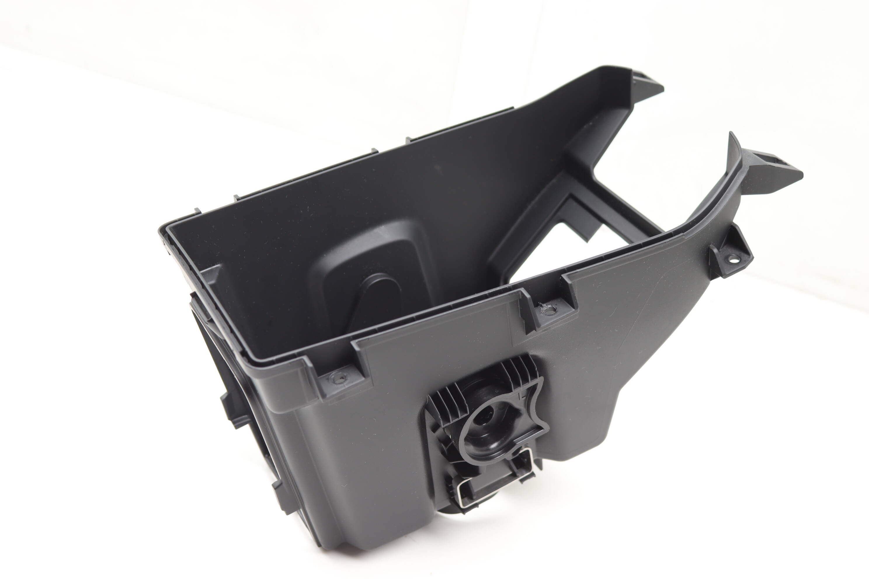 Center Console Storage Bin / Tray 8S0863300A