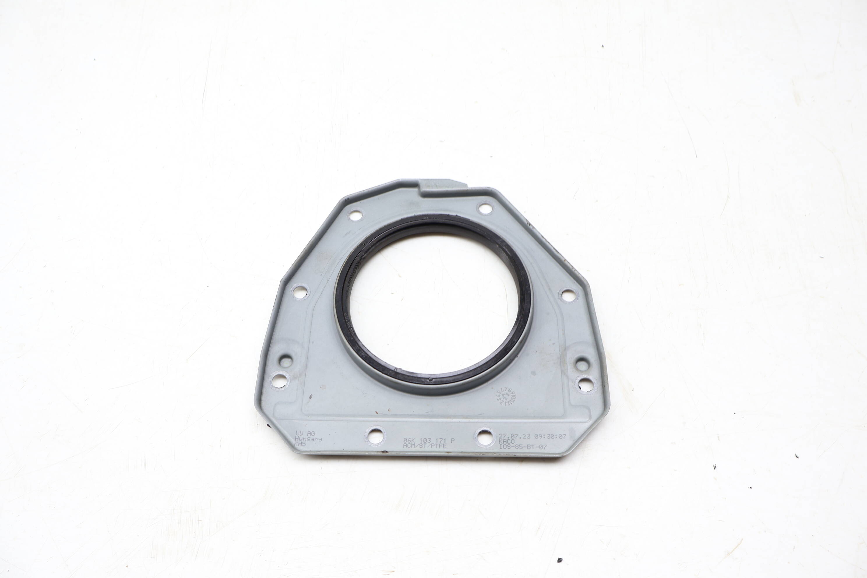 Engine Sealing Flange / Plate 06K103171P
