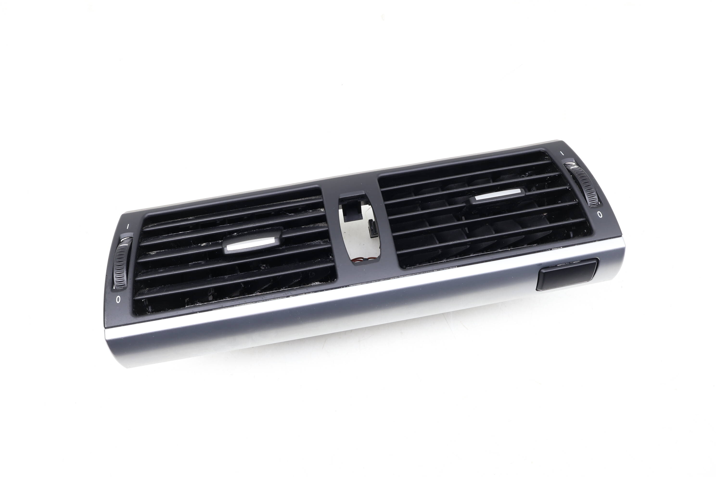 BMW Dash Center Air Vent (X5, X6) 64226958654