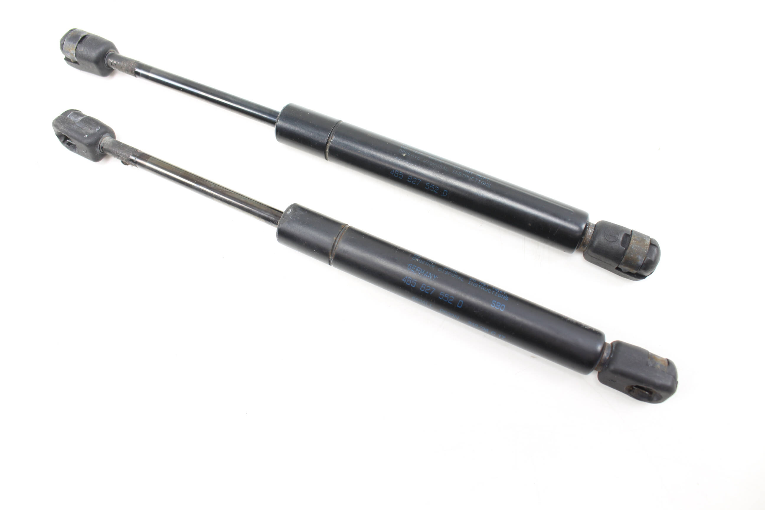 Trunk Lid Shock / Strut Set 4B5827552D