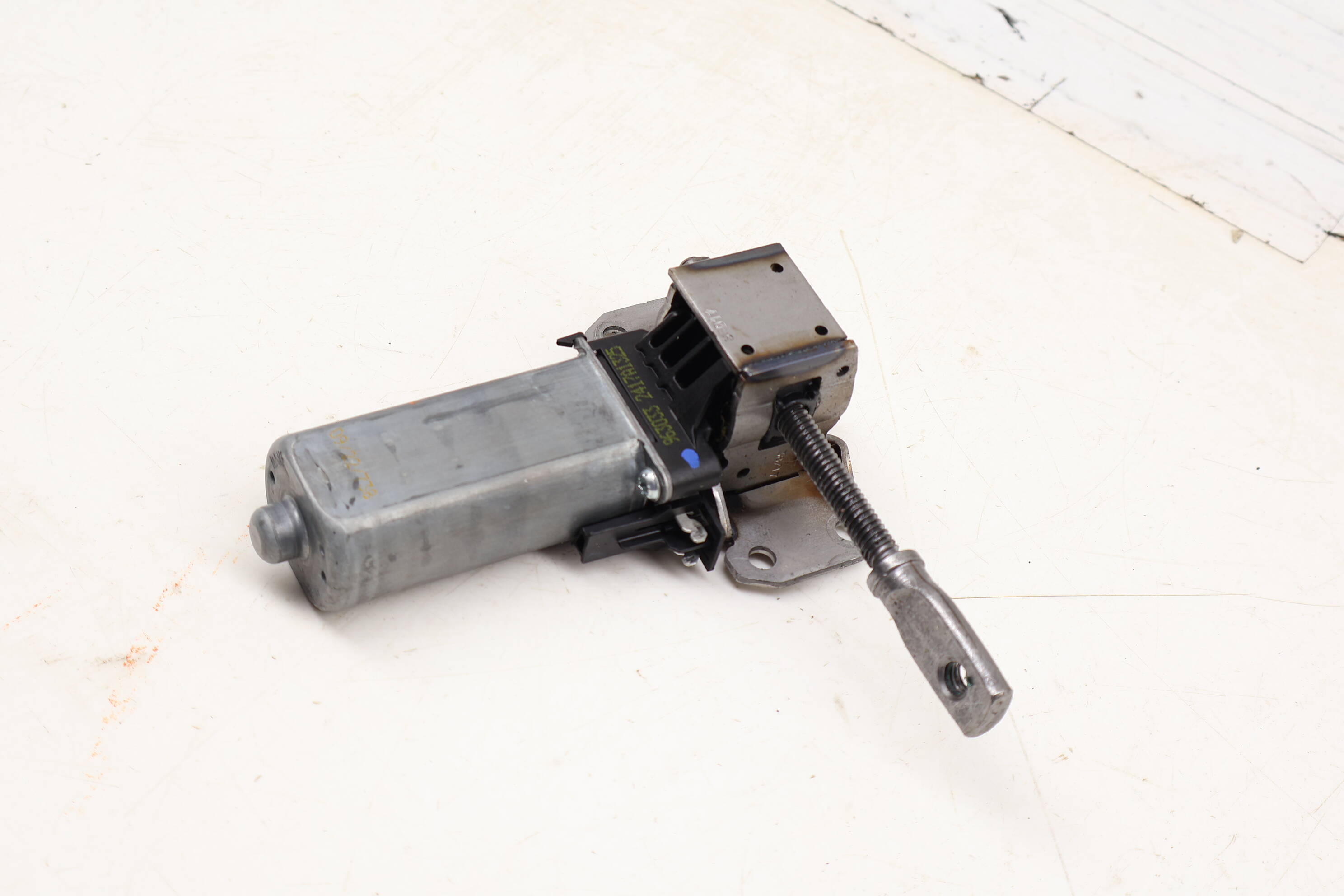 Front Tilt Seat Motor 8K0881389