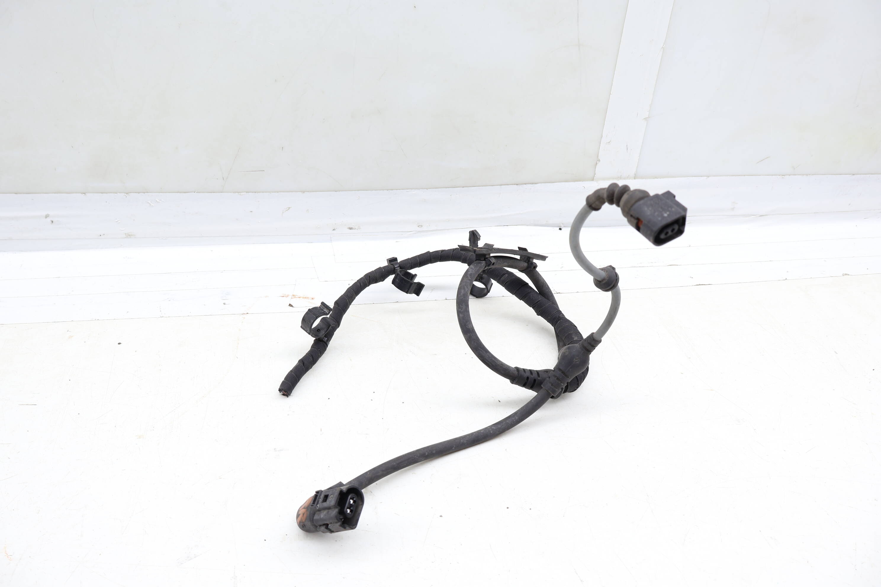 Abs / Speed Sensor Wiring Harness 1EA927902Q