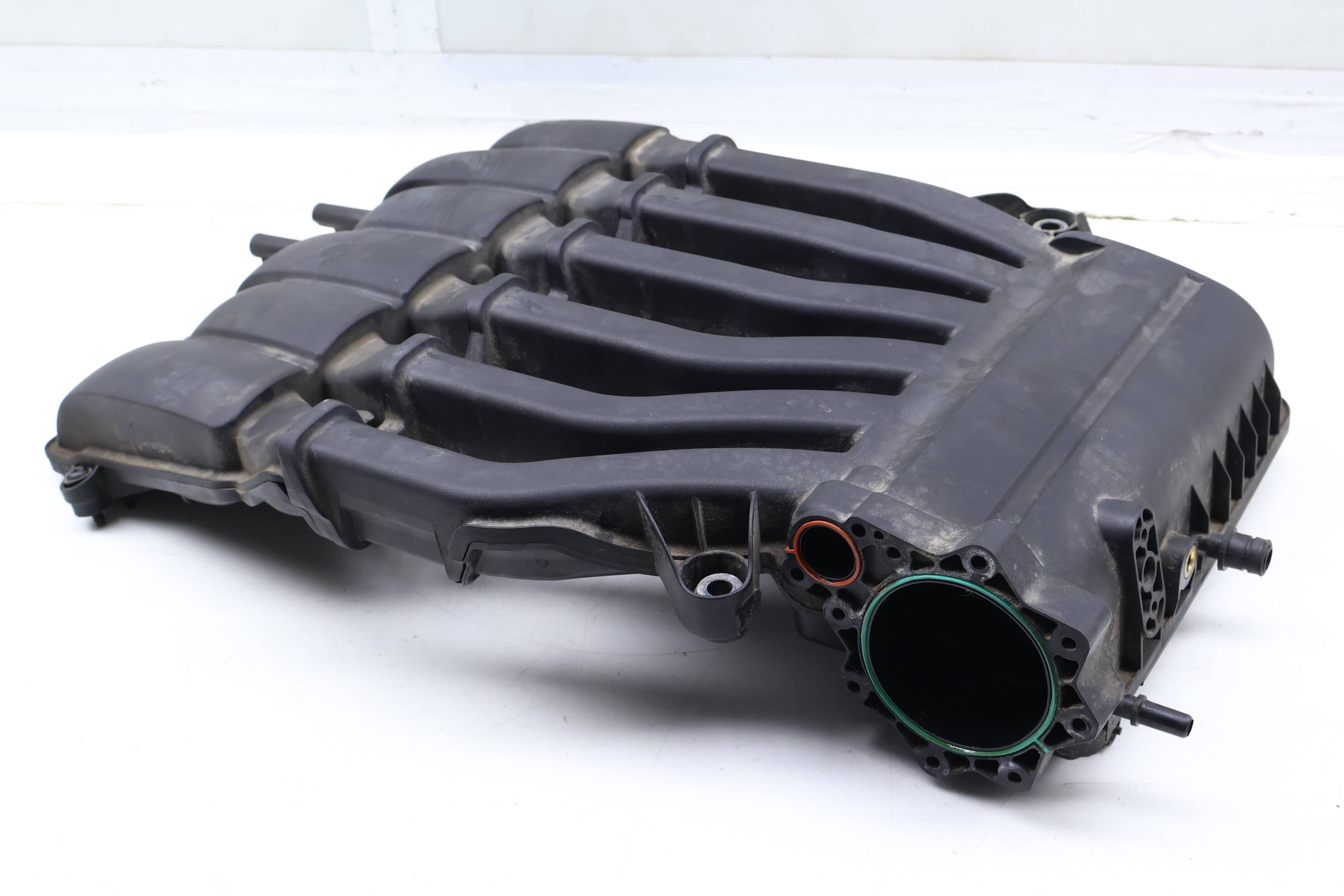 Intake Manifold 03H133201AE