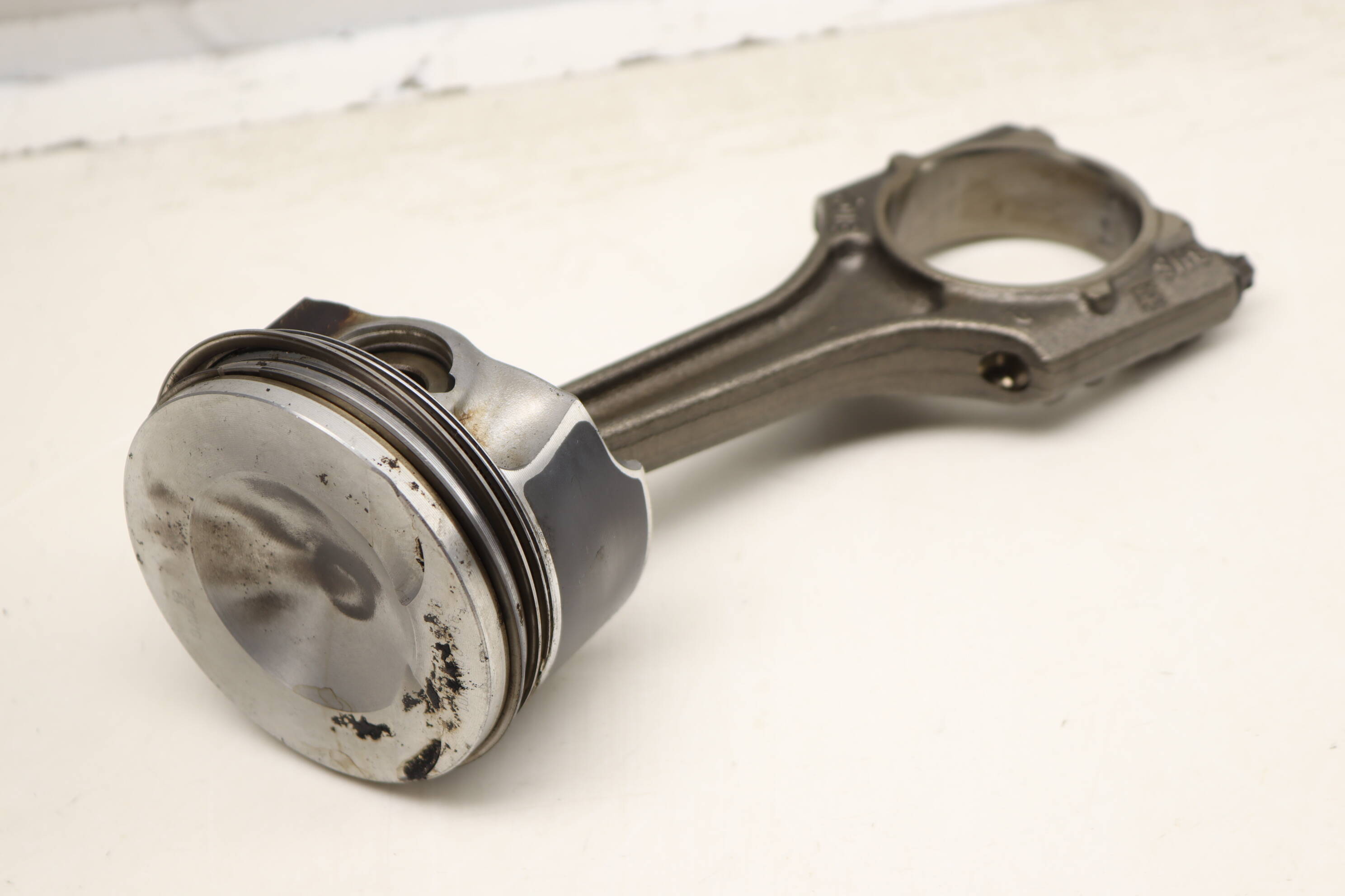 Piston W/ Connecting Rod 06H107065DD