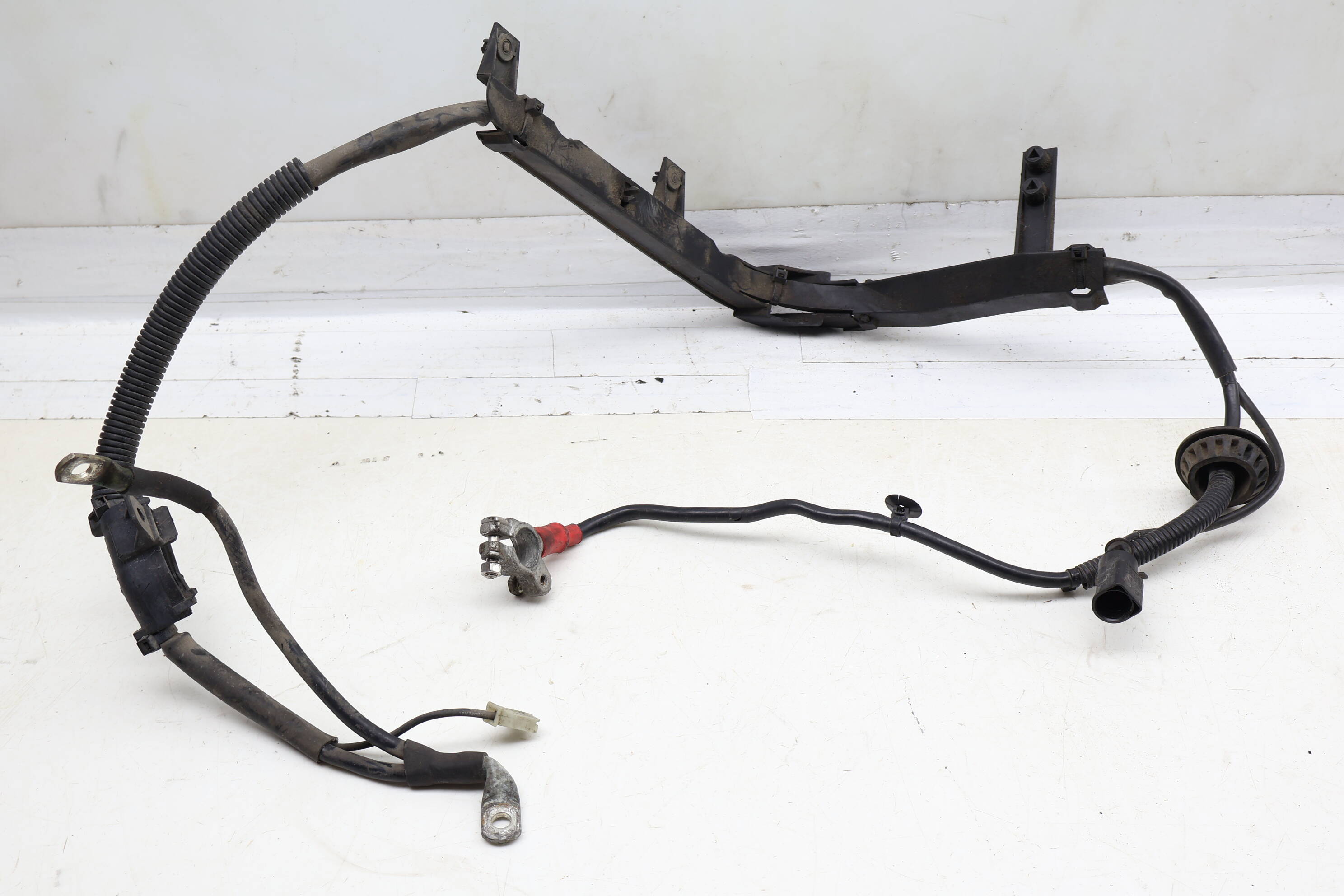 Positive Battery Cable / Alternator Harness 8D1971225T