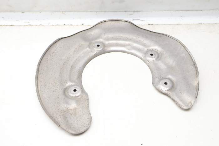 Brake Dust / Splash Shield 34206870531 main product photo