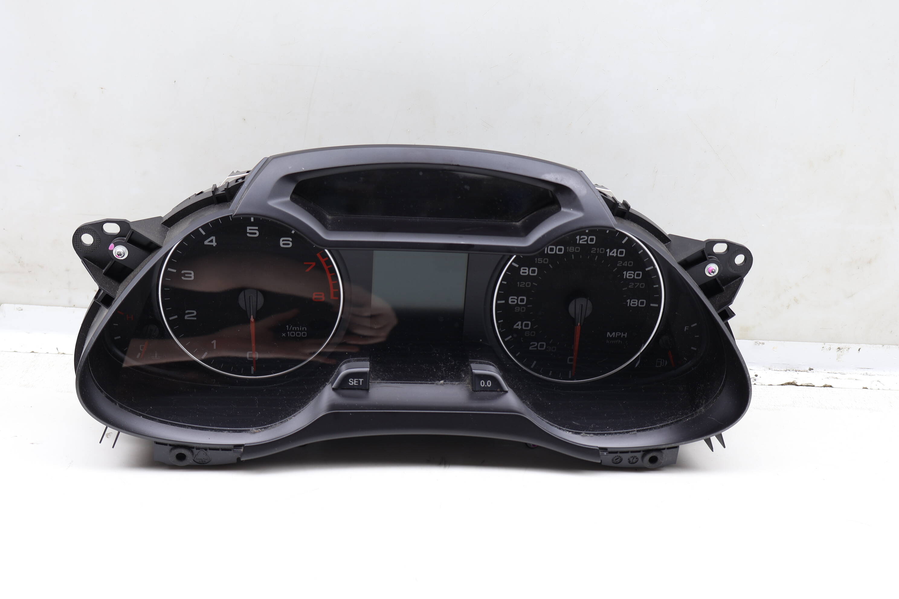 Instrument Cluster / Speedometer 8K0920950E