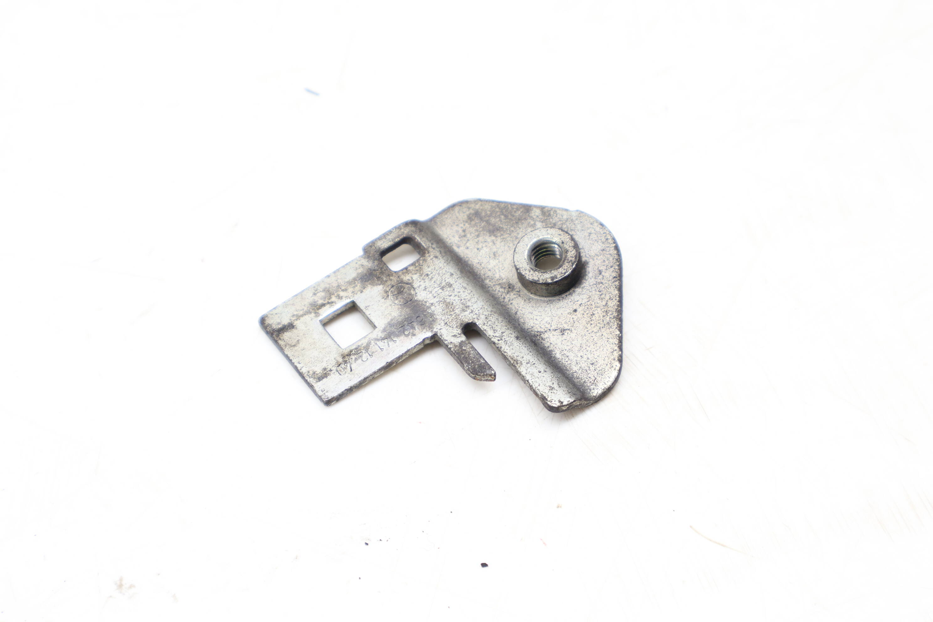 Egr Valve Mount Bracket 6421411240