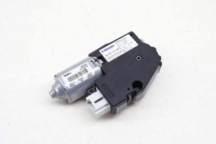 Sliding Sunroof / Sun Roof Motor 8U0959591A main product photo