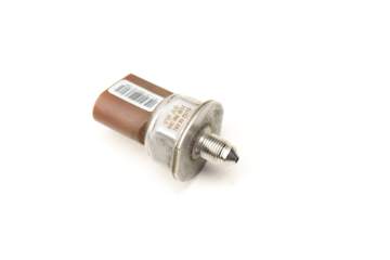 Fuel Pressure Sensor 03C906051C 95860623010
