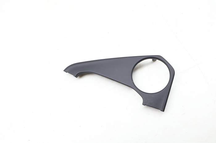Center Console Trim / Bezel 5NN864148B main product photo
