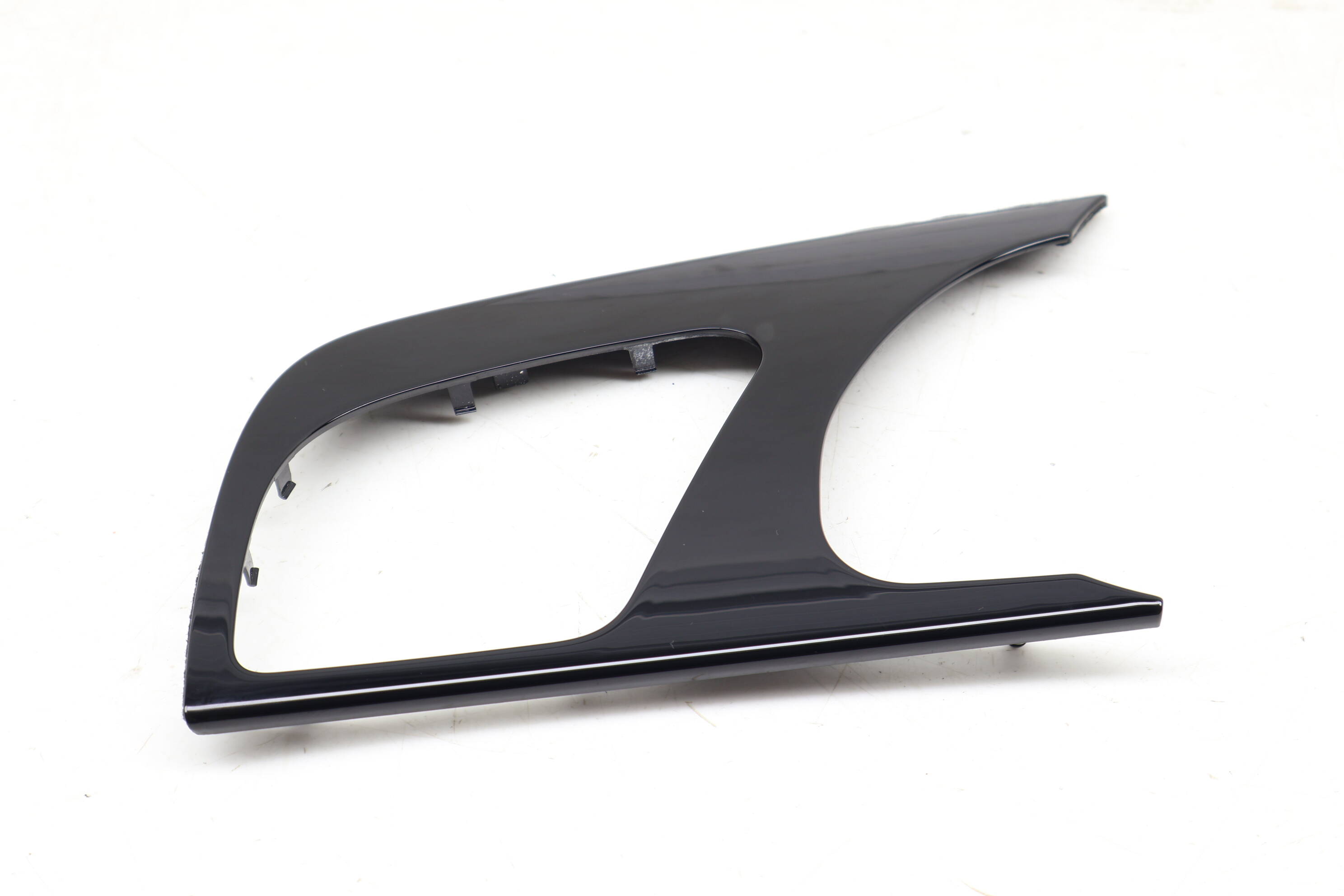 Dash Air Vent Trim / Bezel 8T1820901L