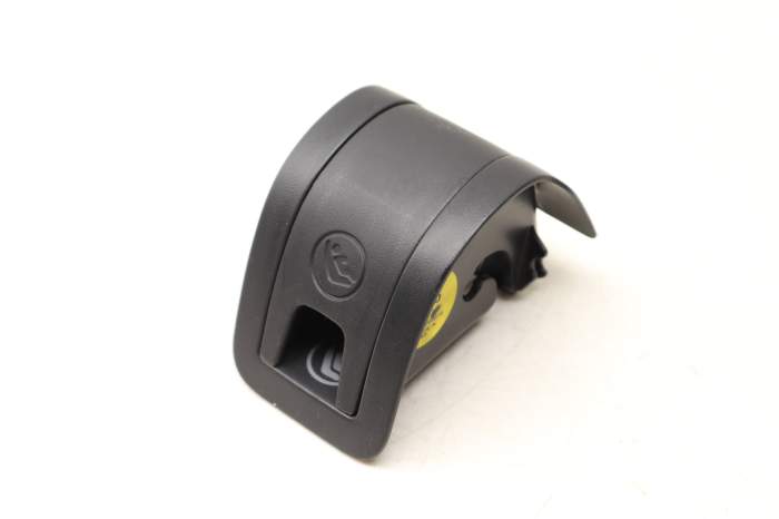 Child Seat Safety Latch Trim / Cover 5GM887233A main product photo