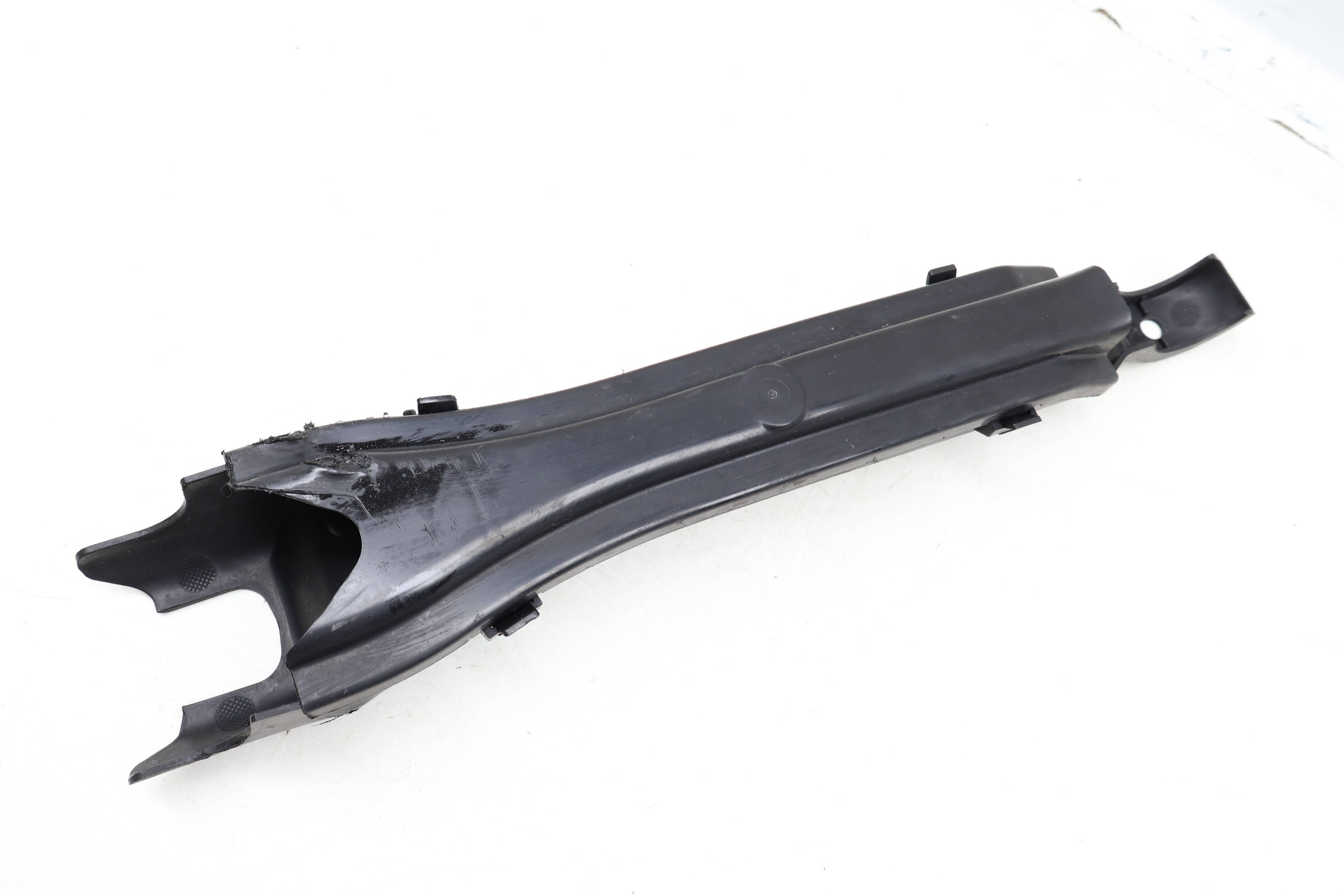 Lower Control / Track Arm Cover 2053523800