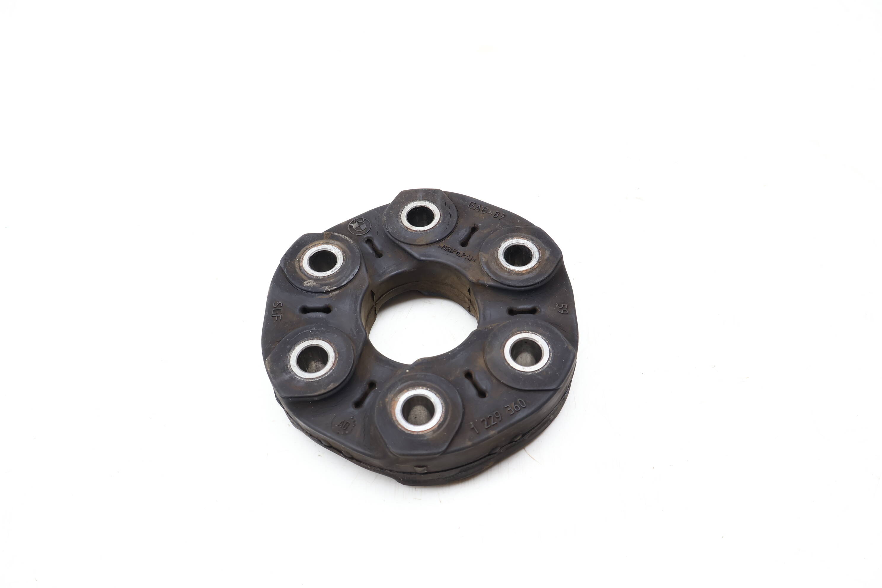 Driveshaft Rubber Mount / Disc 26111229360